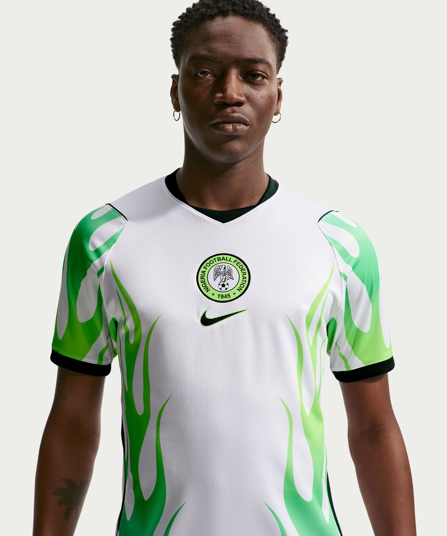 NIKE NFF M NK Dri-FIT Jersey SS Stadium Away WHITE/GREEN GLOW/(BLACK) (NO SPONSOR)の画像