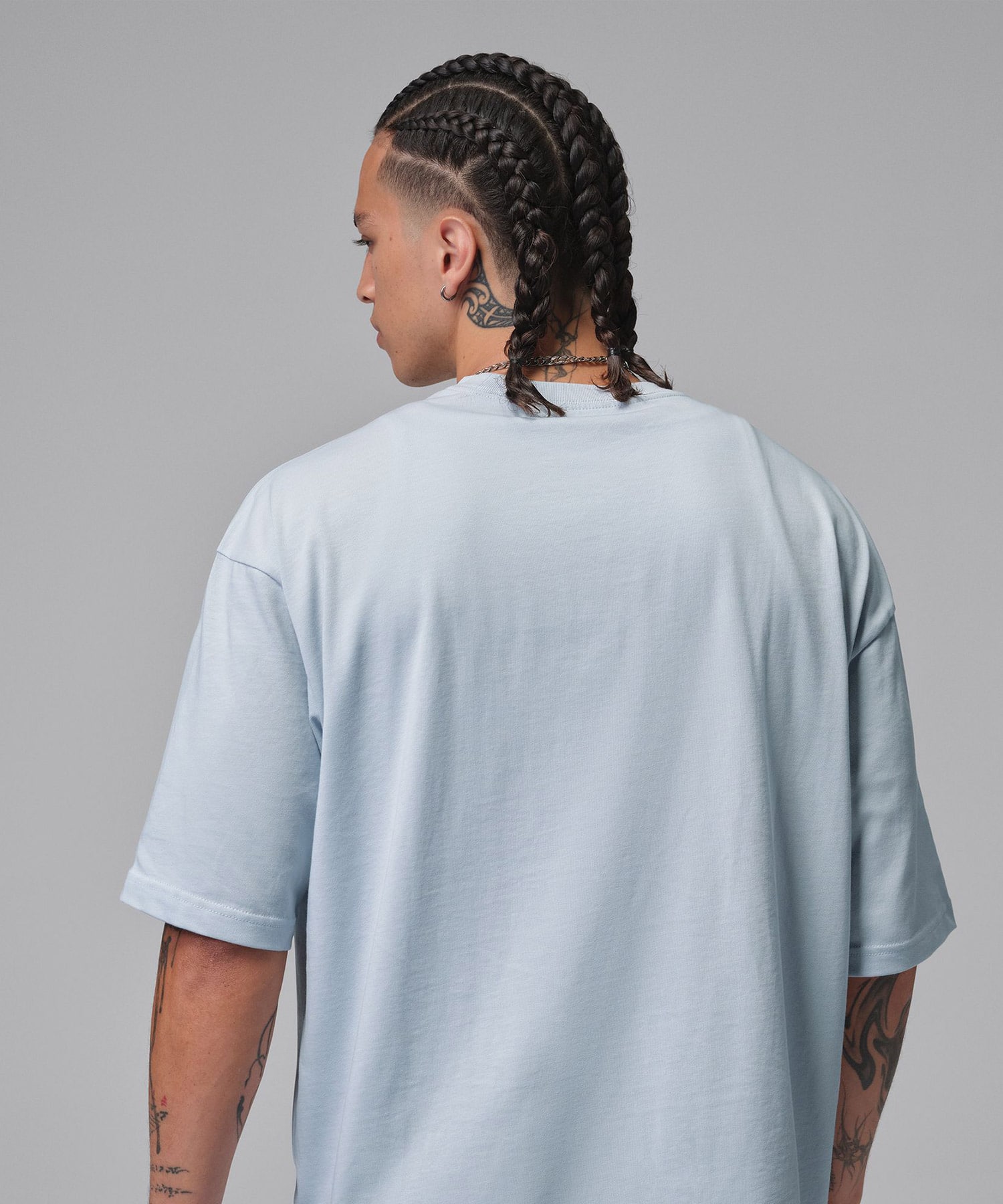 JORDAN BRAND M J FLT ESS OVSZ SS CREW LIGHTBLUEの画像