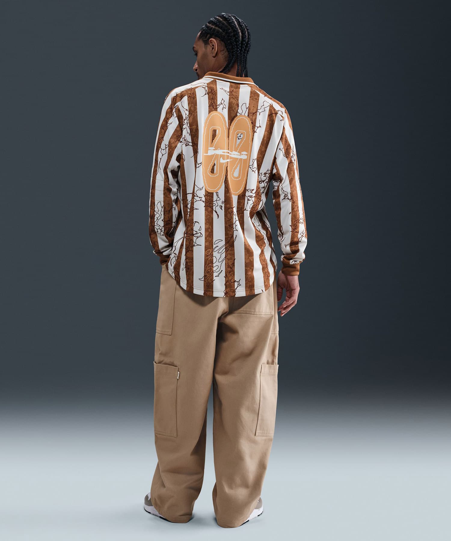 NIKE M NIKE AIR LS JERSEY VCTRY LT BRITISH TAN/PHANTOM/COPPER MOONの画像
