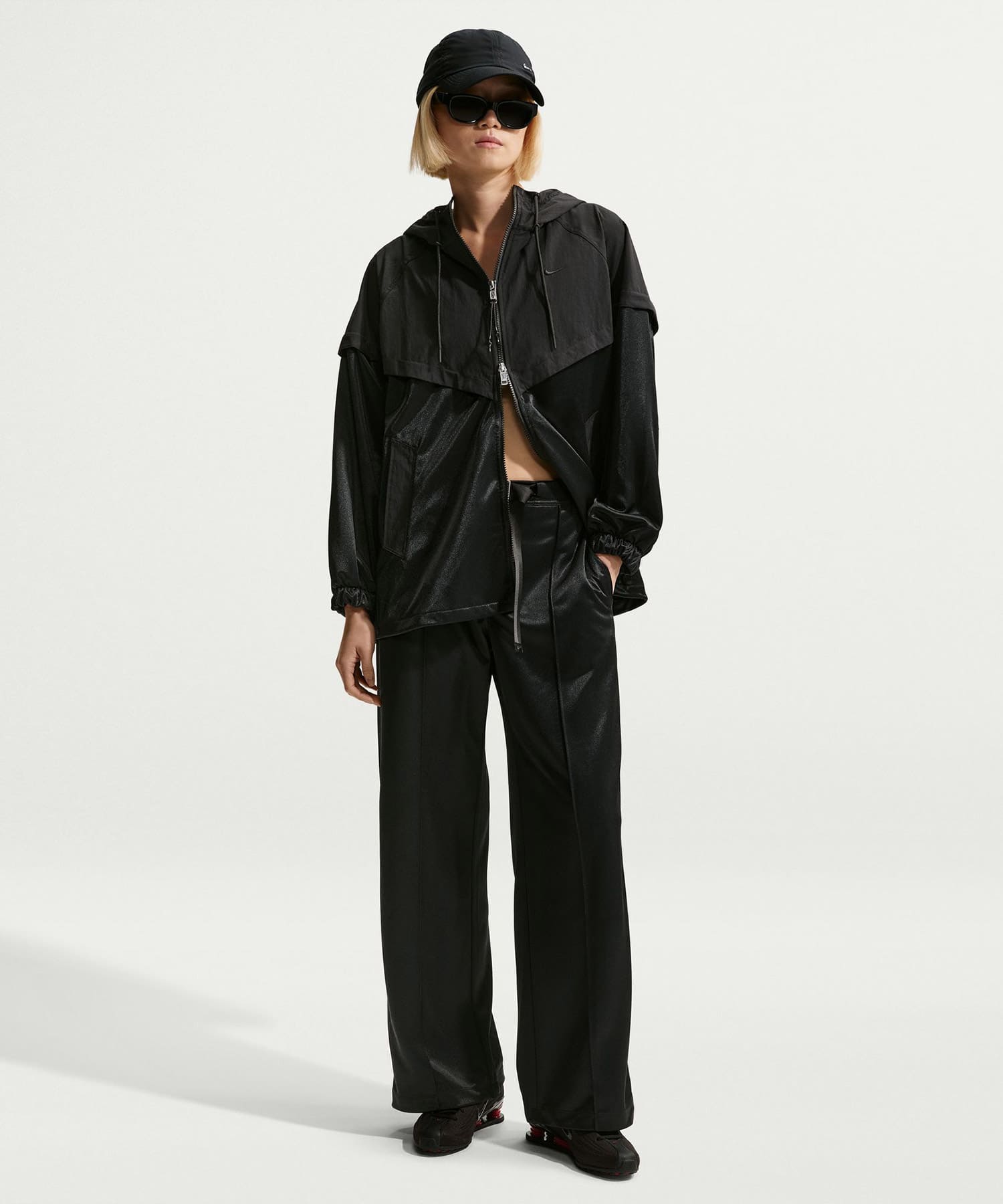 NIKE AS W NSW BELTED PINTUCK PANT M BLACKの画像