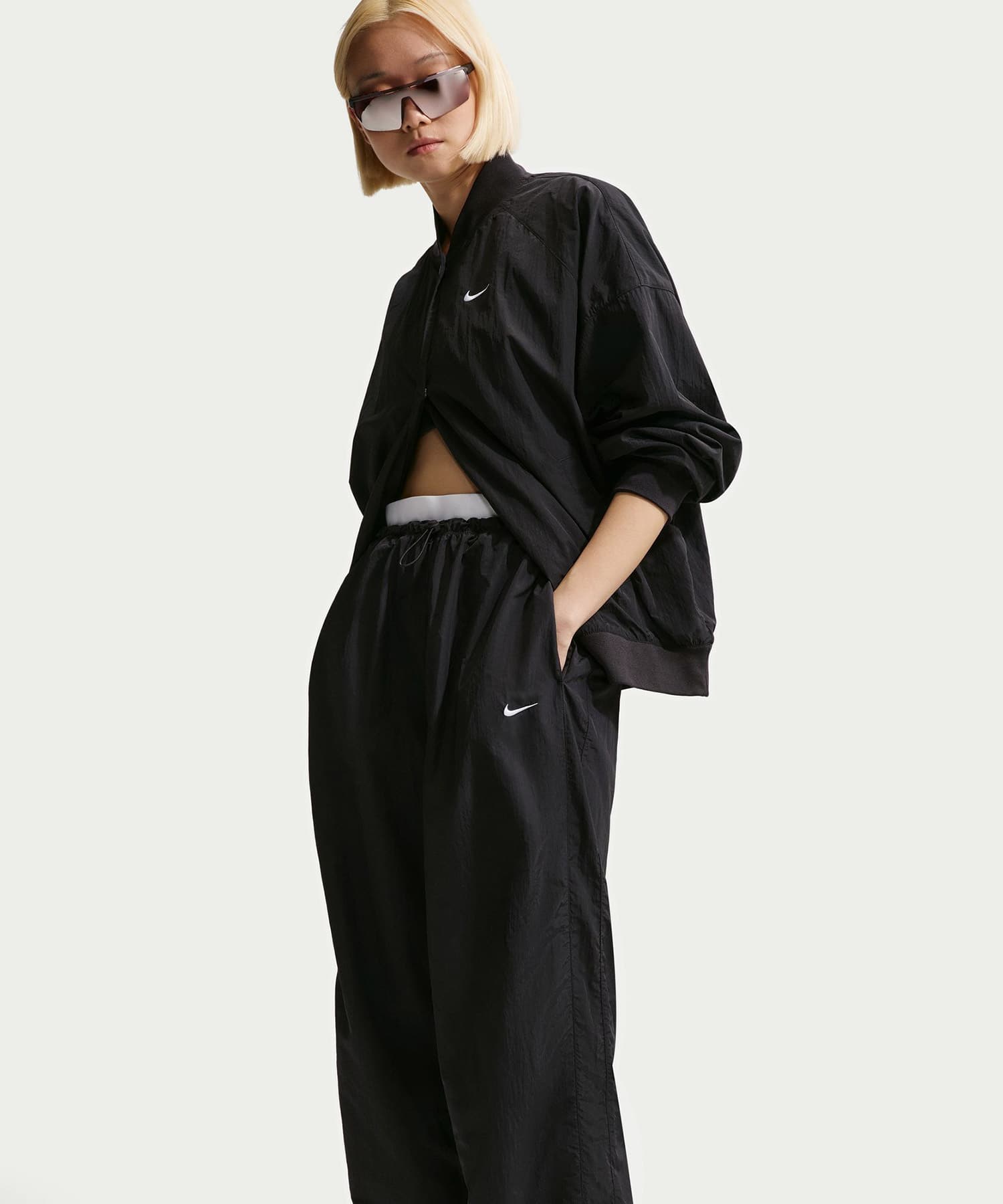 NIKE AS W NSW PARACHUTE HR PANT BLACKの画像