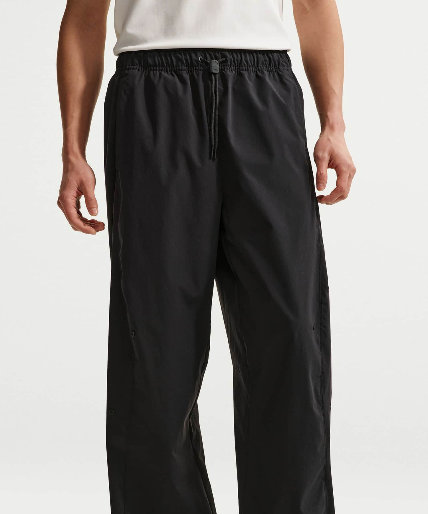 NIKE AS M NK UV TECH HELIOS SUN PANT BLACKの画像
