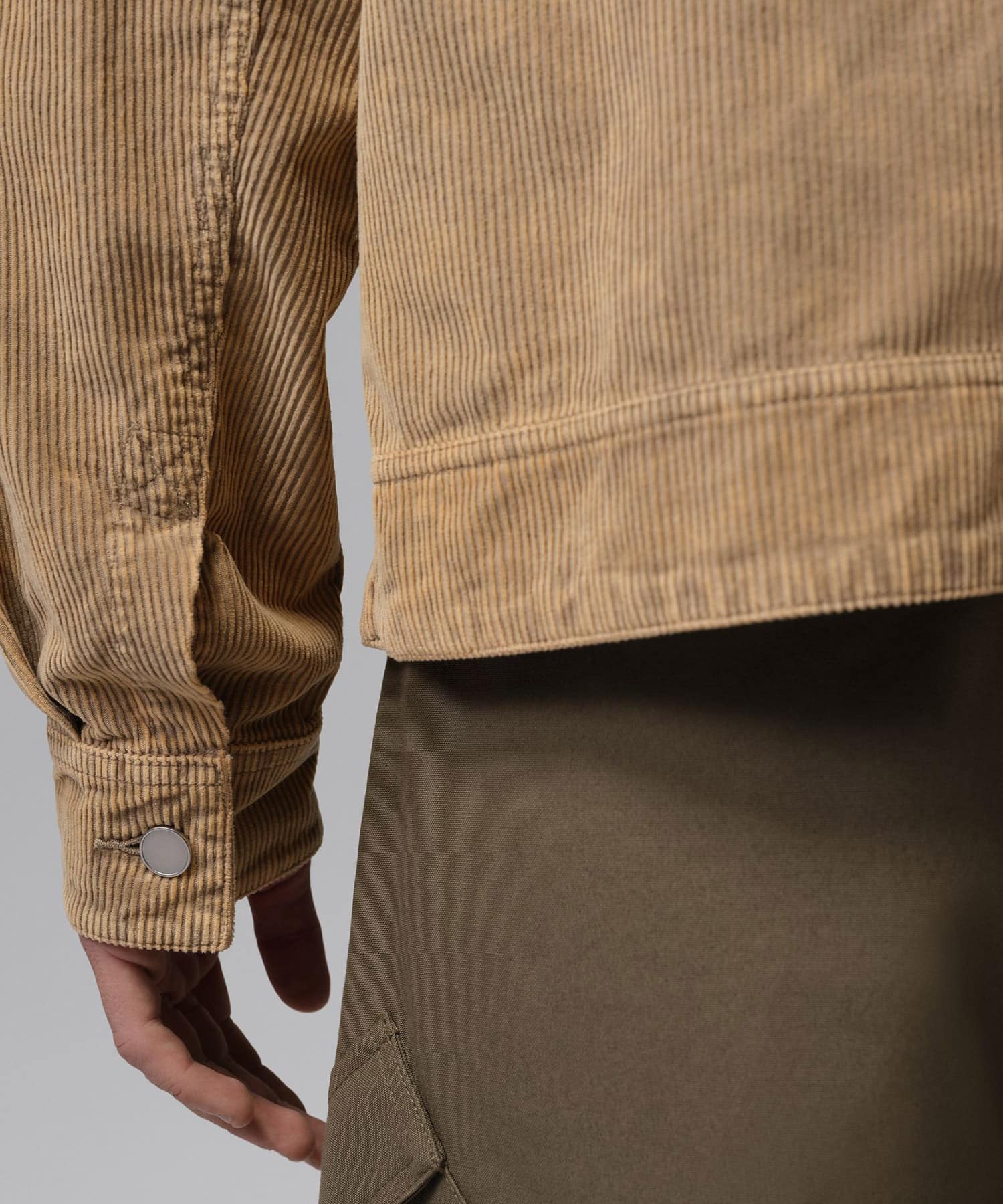 JORDAN BRAND M J FLT CORDUROY CHORE JKT KHAKIの画像