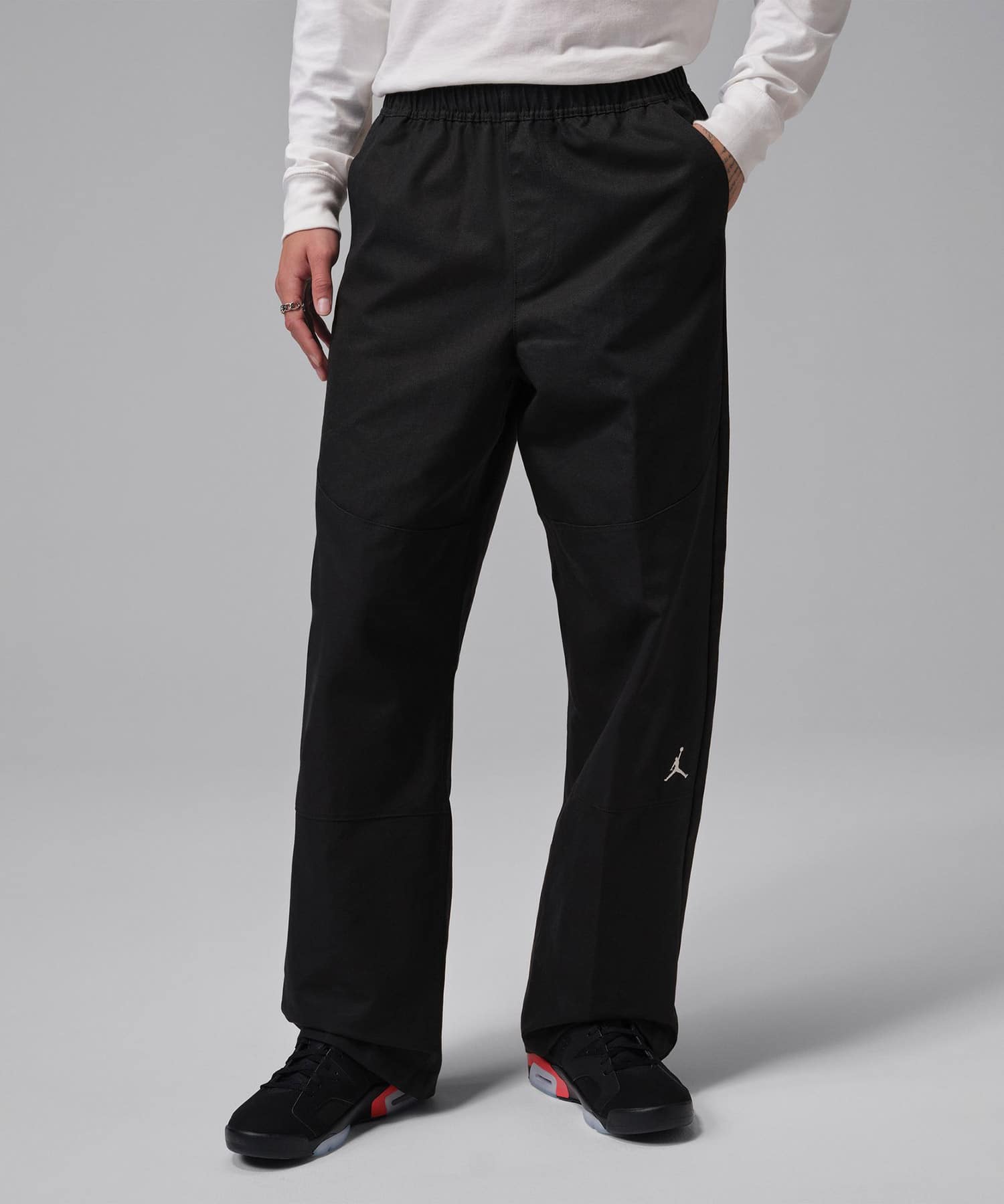 JORDAN BRAND M J BRK WVN PNT BLACKの画像