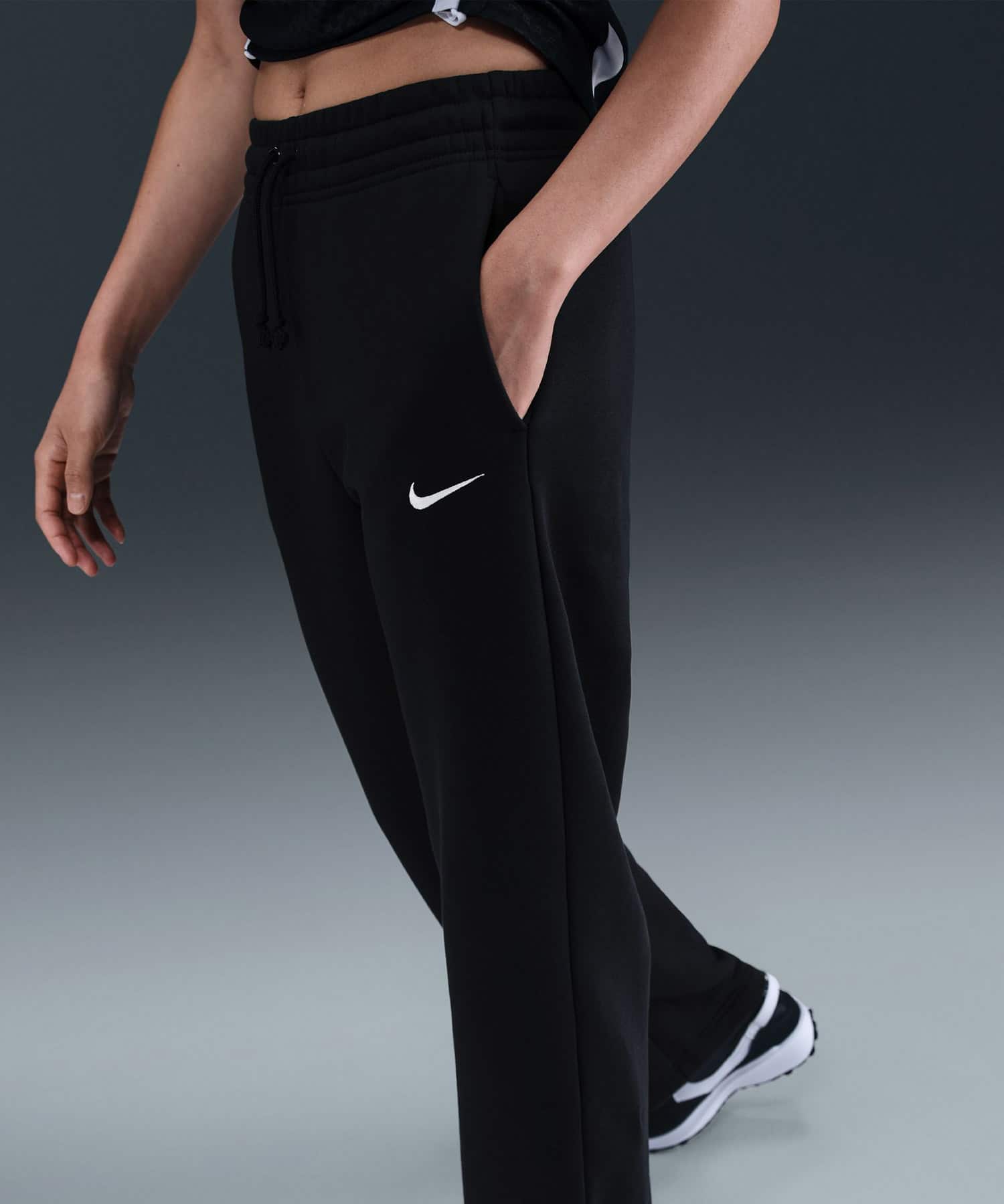 NIKE AS W NSW PHNX FLC HR PANT WID BLACKの画像