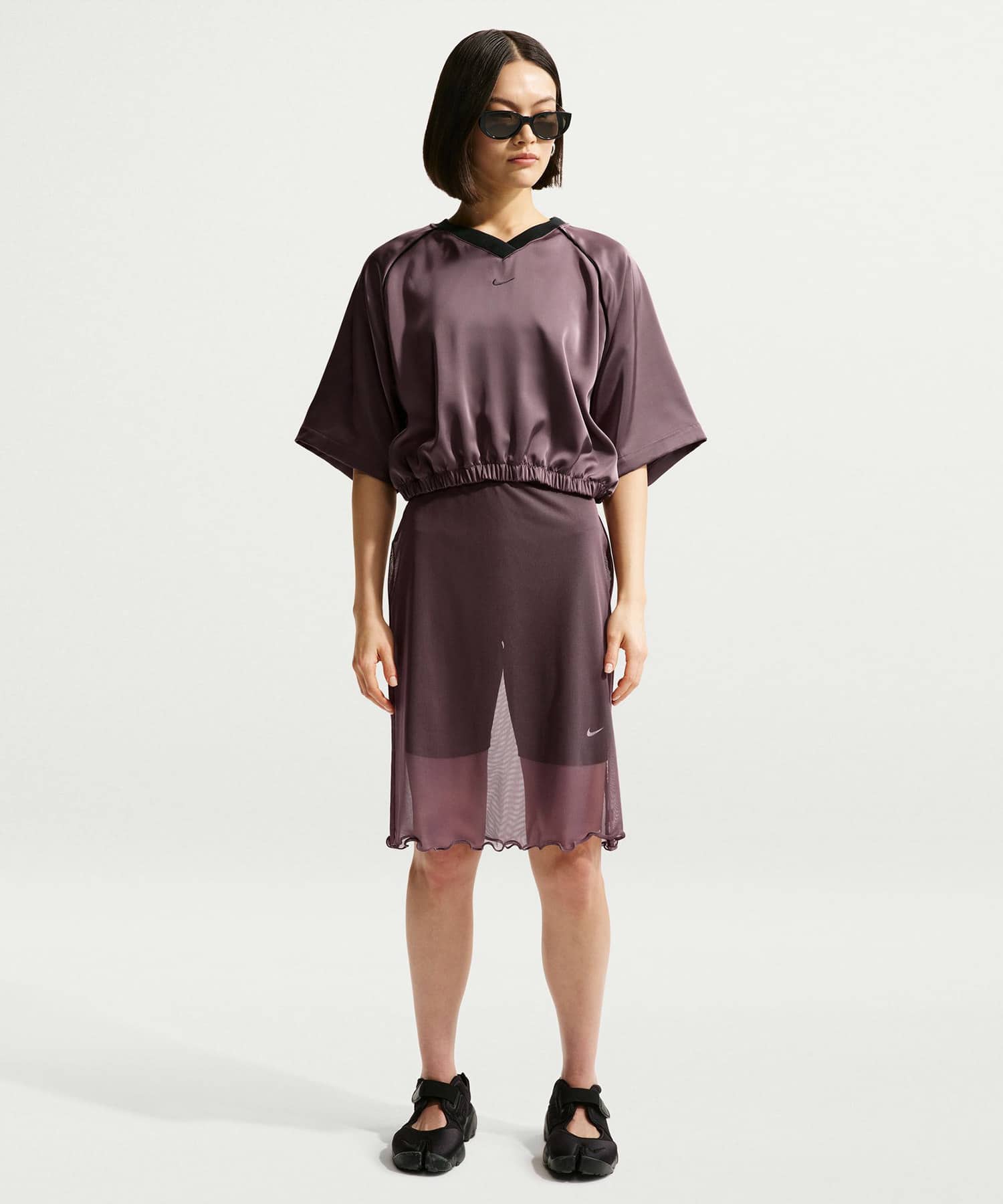 NIKE AS W NSW OFFLN WVN STN SS TOP TATTOO/(BLACK)の画像