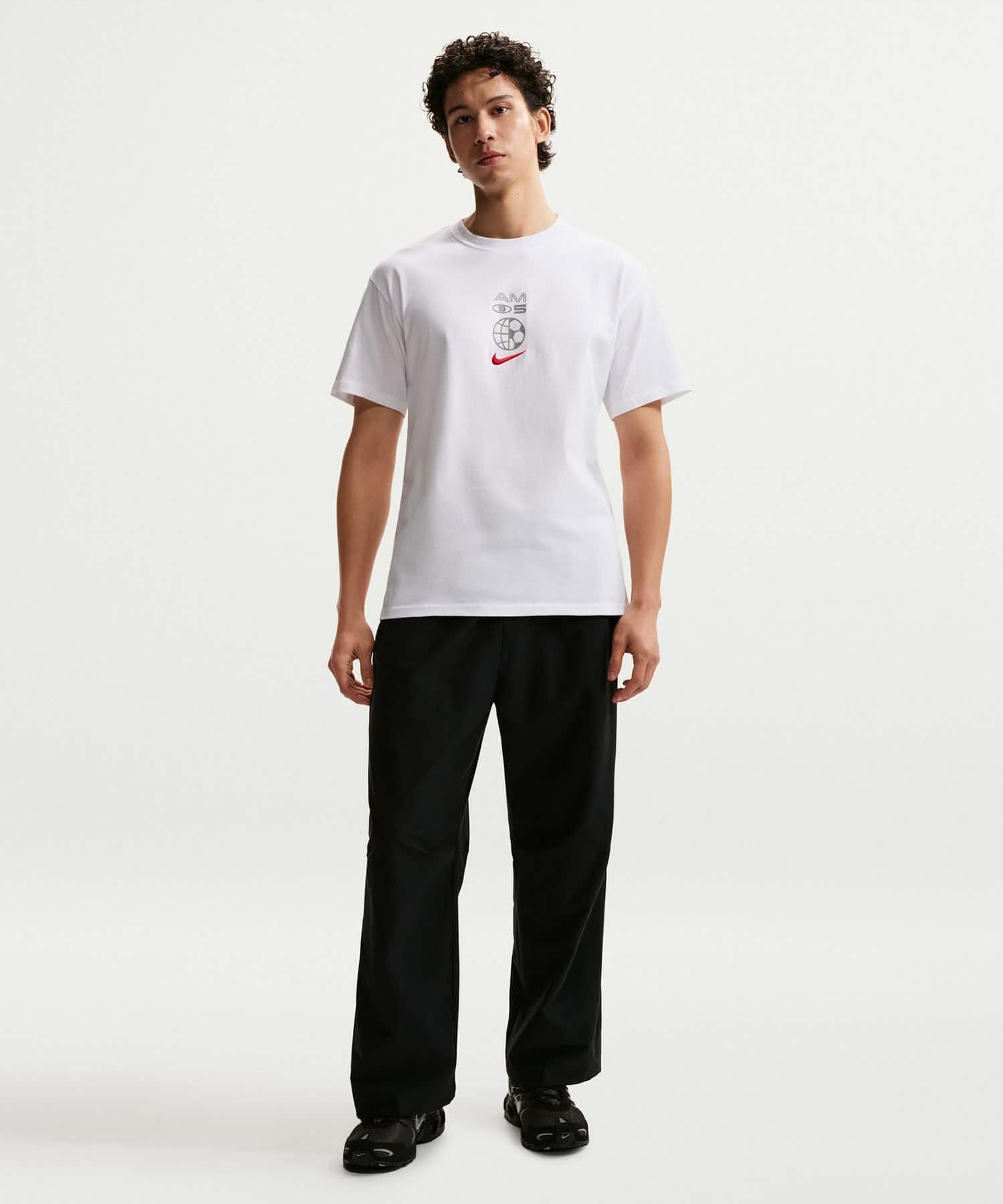 NIKE AS U NSW TEE LSE AM95 RFLCTVE WHITE/(UNIVERSITY RED)の画像