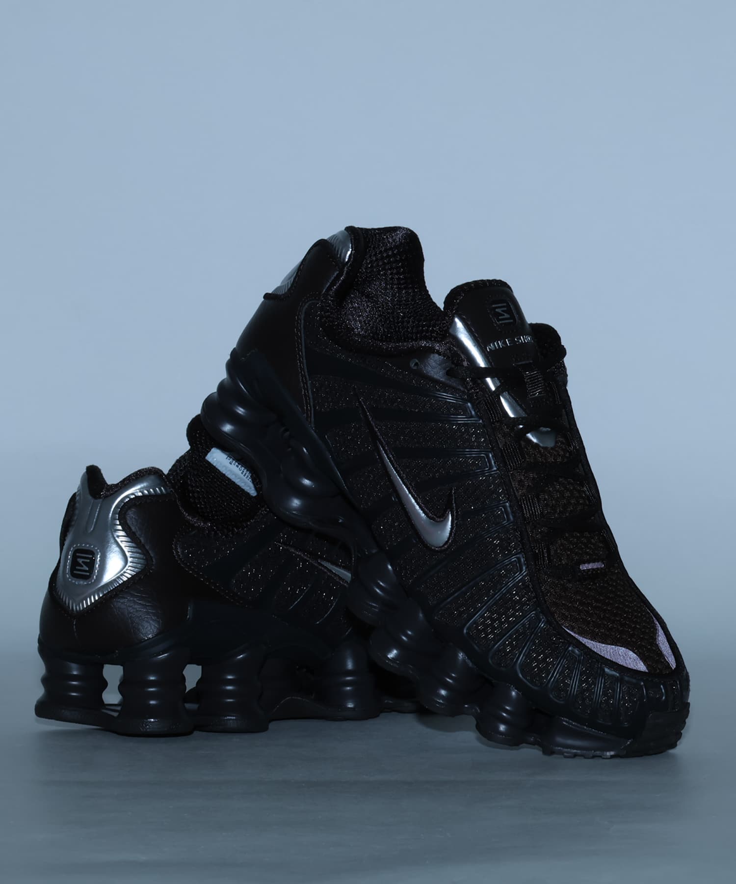 NIKE W SHOX TL VELVET BROWN/MTLC SILVERの画像