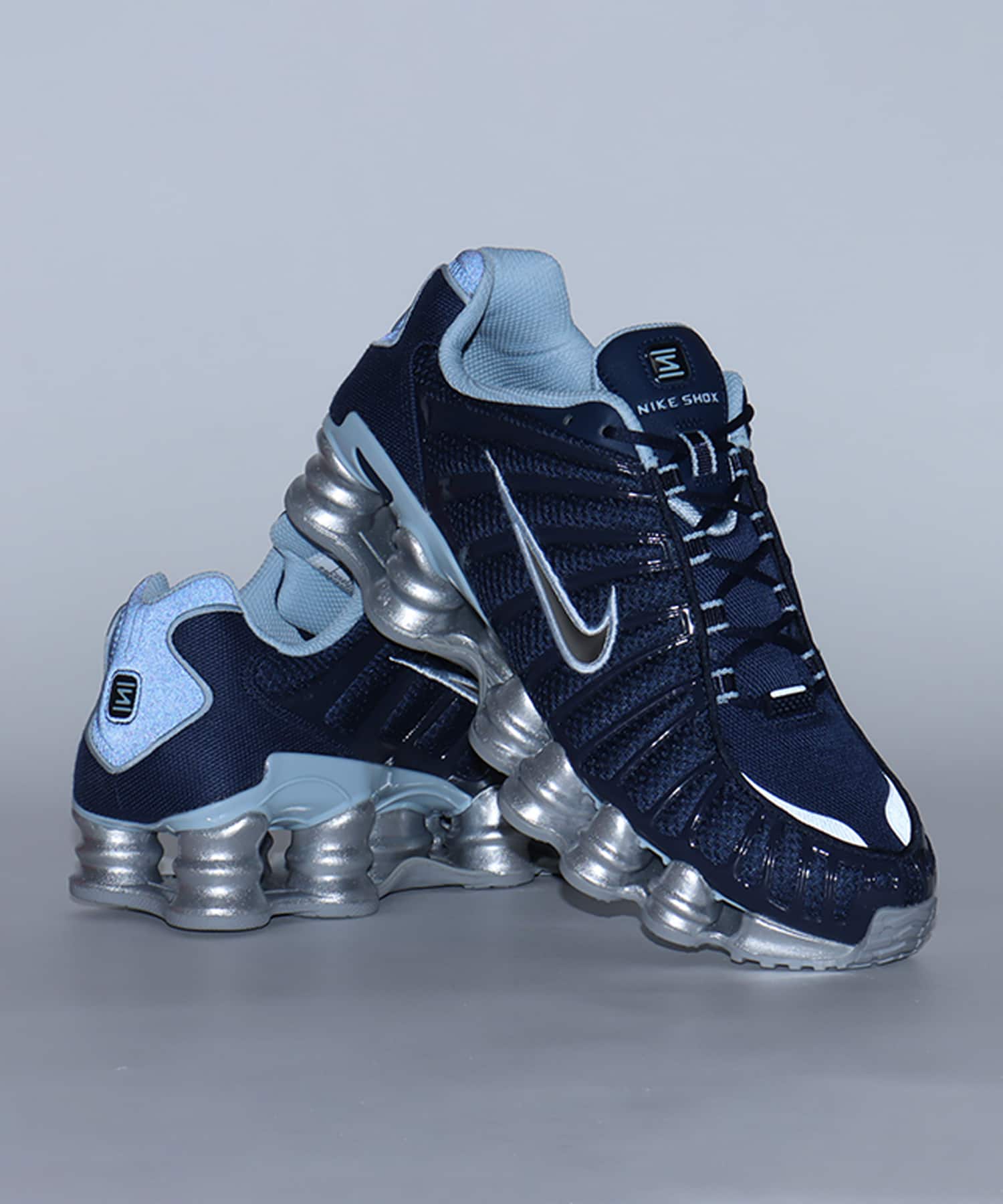NIKE W SHOX TL OBSIDIAN/MTLC PLATINUM-LT ARMORY BLUEの画像
