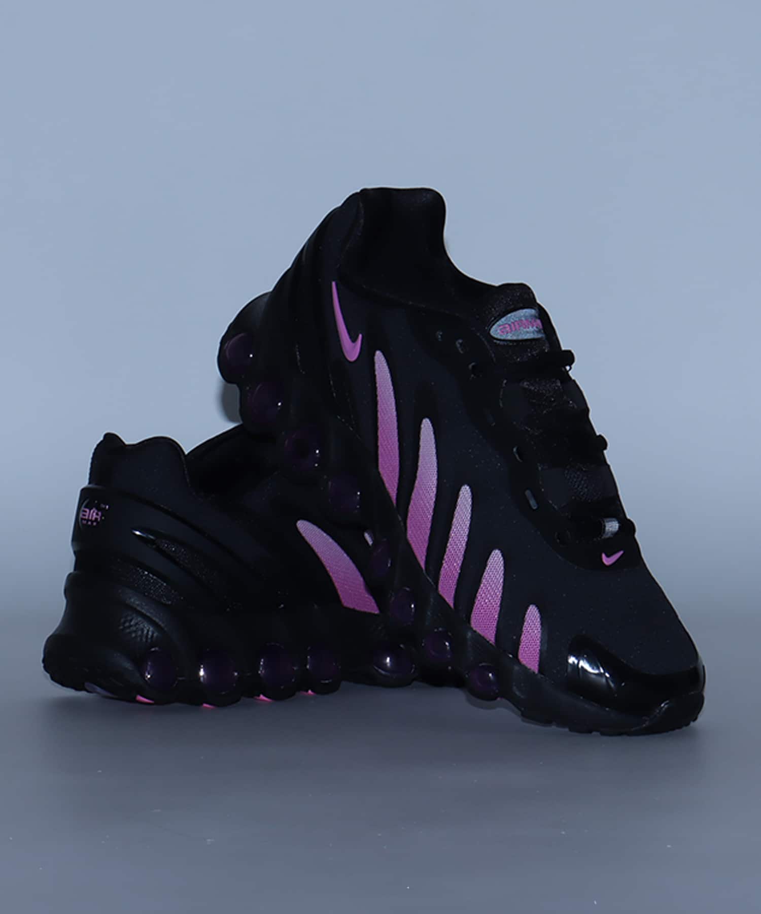 NIKE W AIR MAX DN8 BLACK/PLAYFUL PINK-PINK FOAMの画像