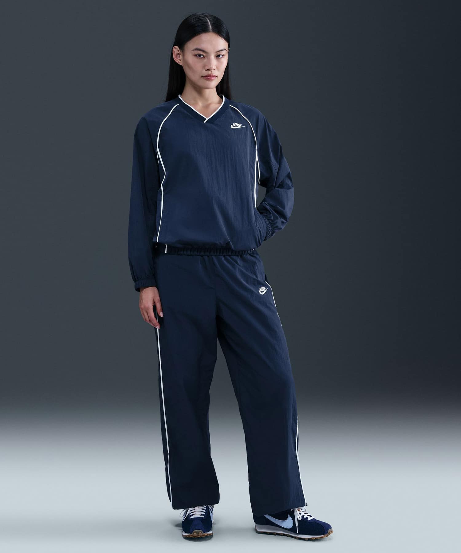 NIKE AS W NSW WR PULLOVER MIDNIGHT NAVY/SAILの画像