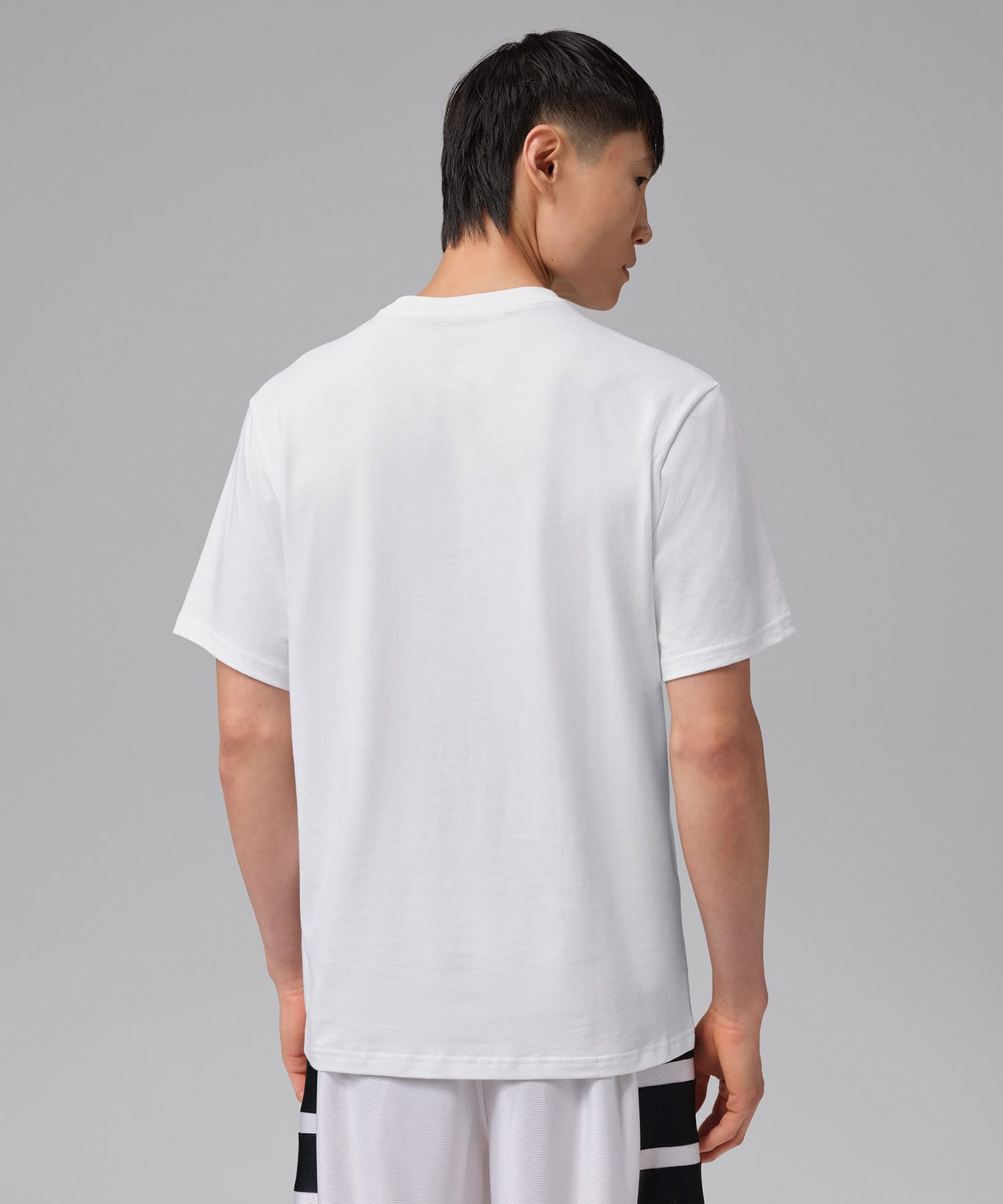JORDAN BRAND M J DF SPRT GFX SS CREW 3 WHITEの画像