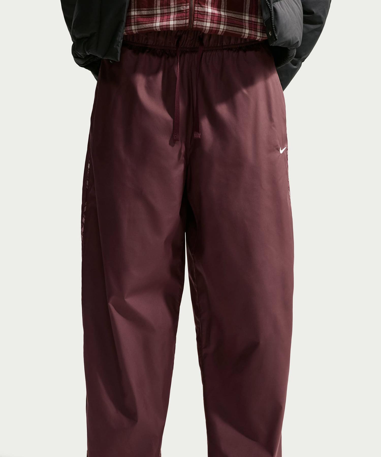 NIKE AS W NK REVERSIBLE PLAID OH PANT BROWNの画像
