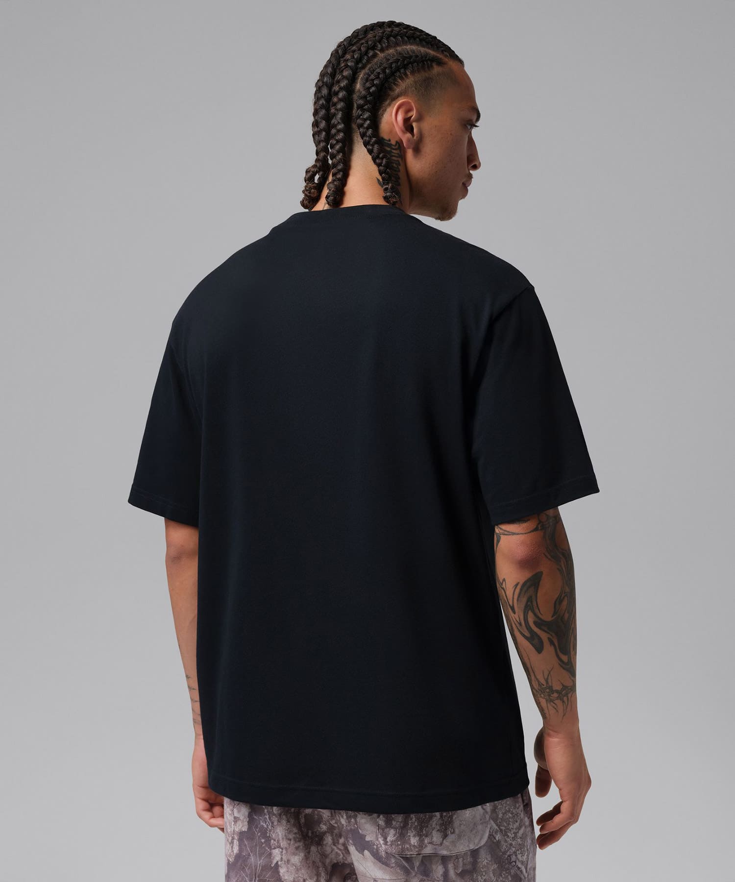 JORDAN BRAND M J BRK RLT SS CREW BLACKの画像