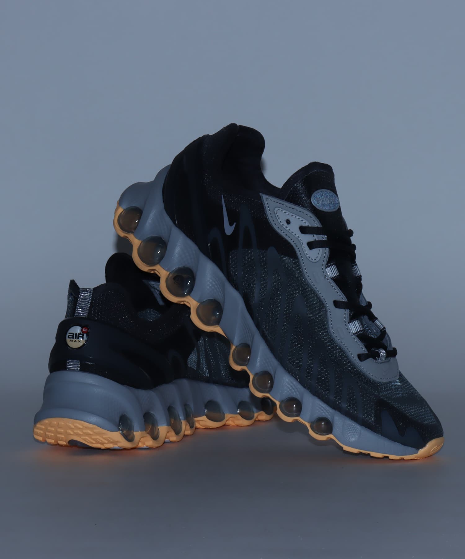 NIKE AIR MAX DN8 QS COOL GREY/GYM RED-BARELY VOLT-WOLF GREYの画像