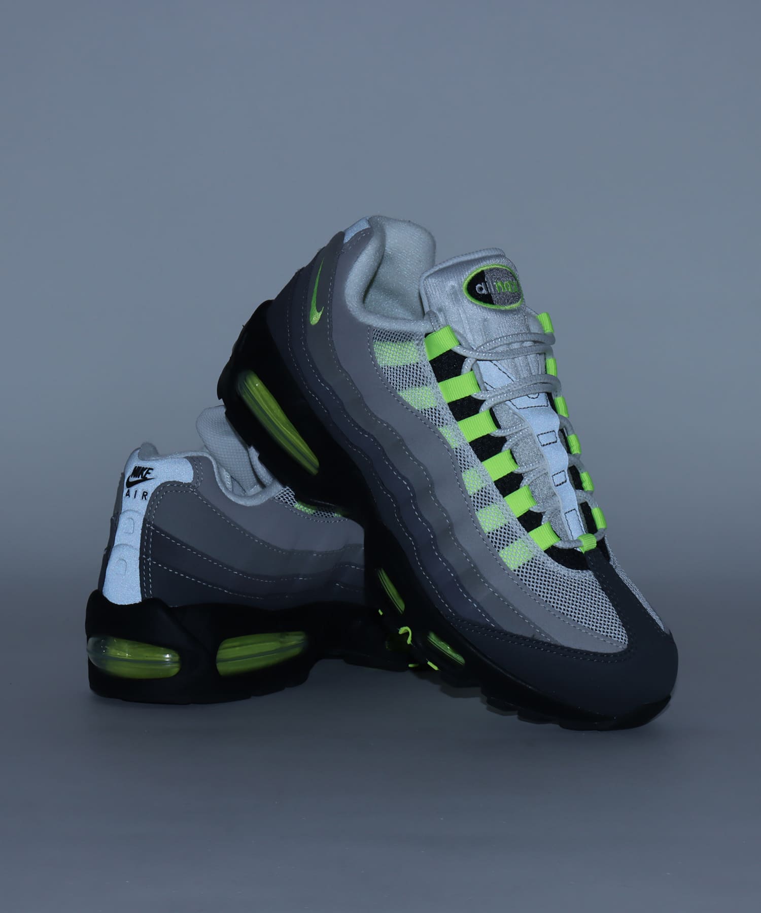 NIKE W AIR MAX 95 BIG BUBBLE BLACK/NEON YELLOW-ANTHRACITE-LT GRAPHITEの画像