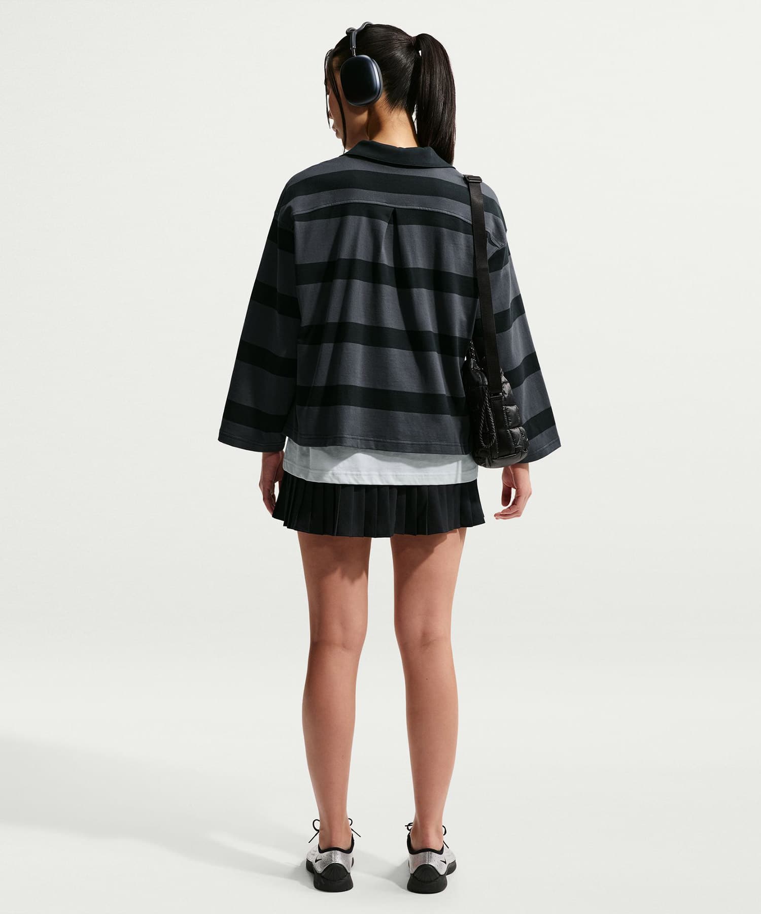 NIKE AS W NSW PREP TOP GRAYの画像