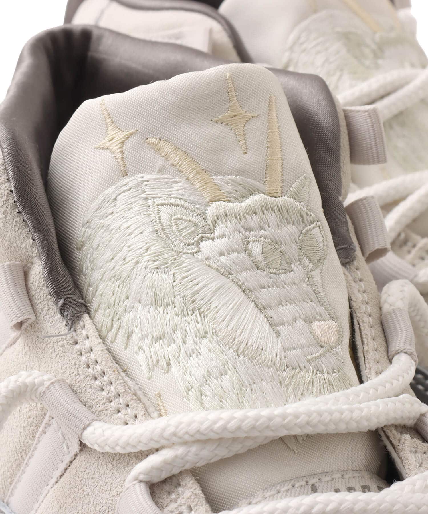 JORDAN BRAND AIR JORDAN 11 RETRO LIGHT BONE/LIGHT BONE-PHANTOM-SAILの画像