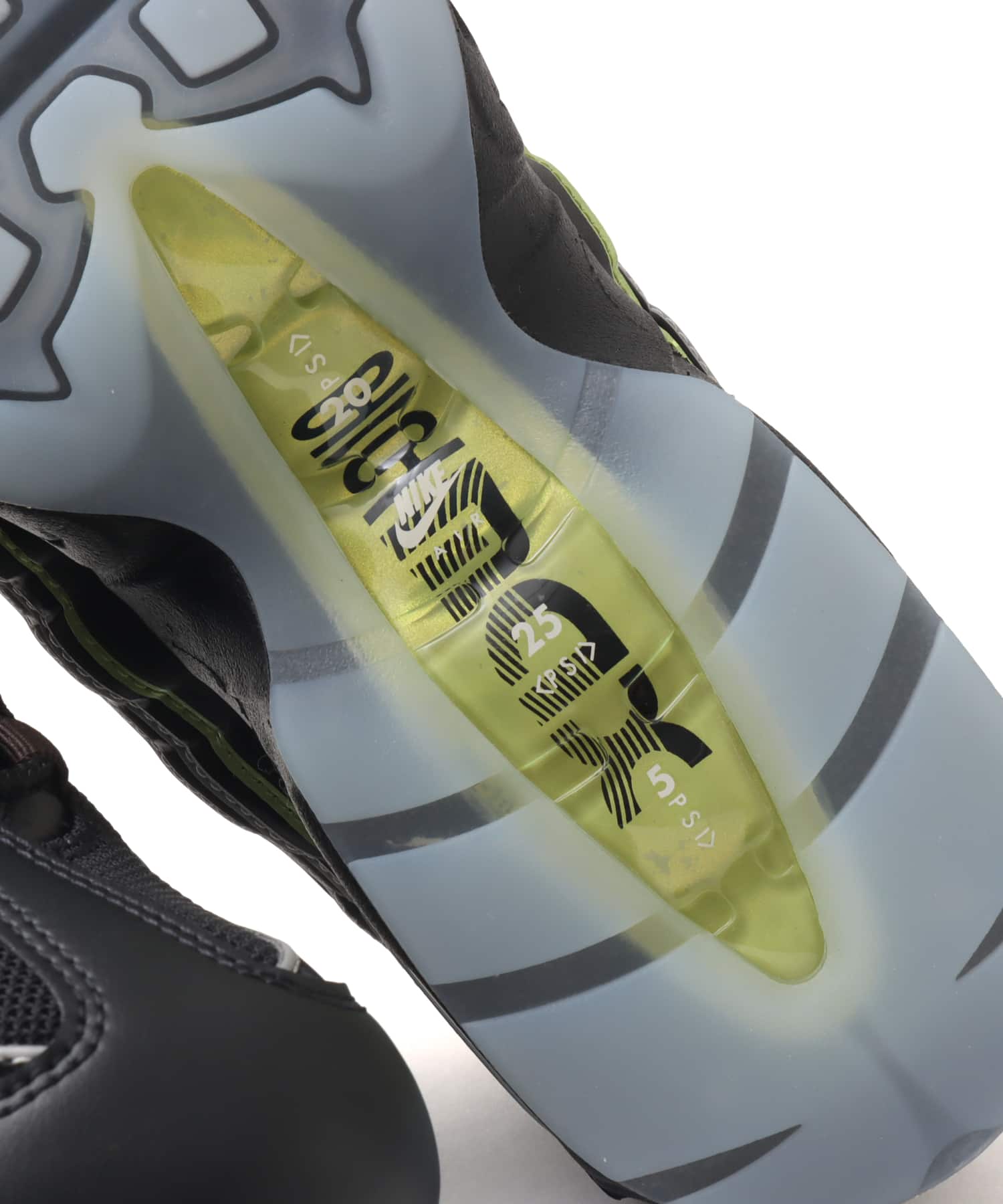 NIKE AIR MAX 95 BIG BUBBLE SE BLACK/WHITE-GOLD LEAF-PEARの画像