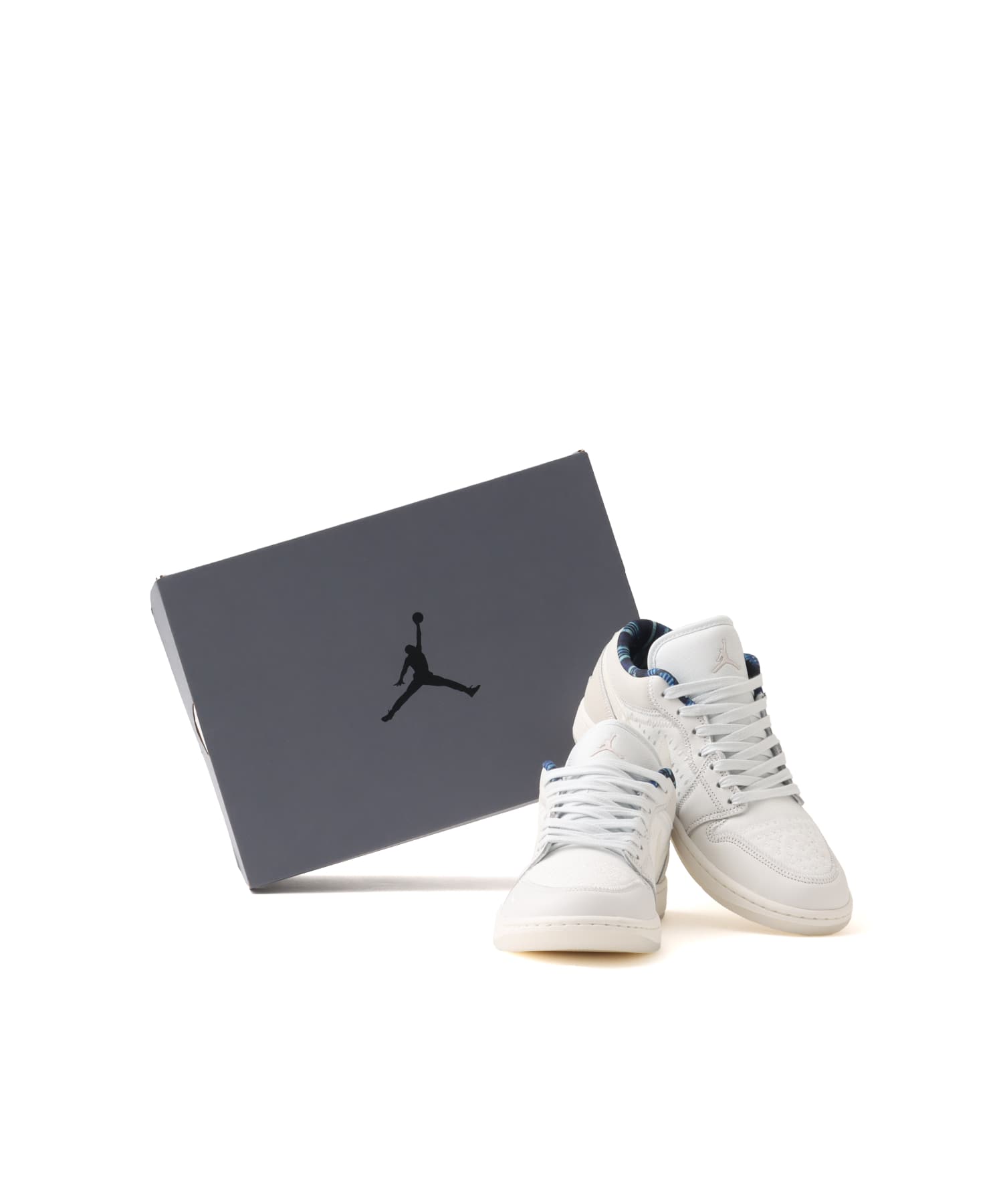 JORDAN BRAND AIR JORDAN 1 LOW SE APLA SUMMIT WHITE/SAIL-MULTI-COLOR-OFF WHITEの画像