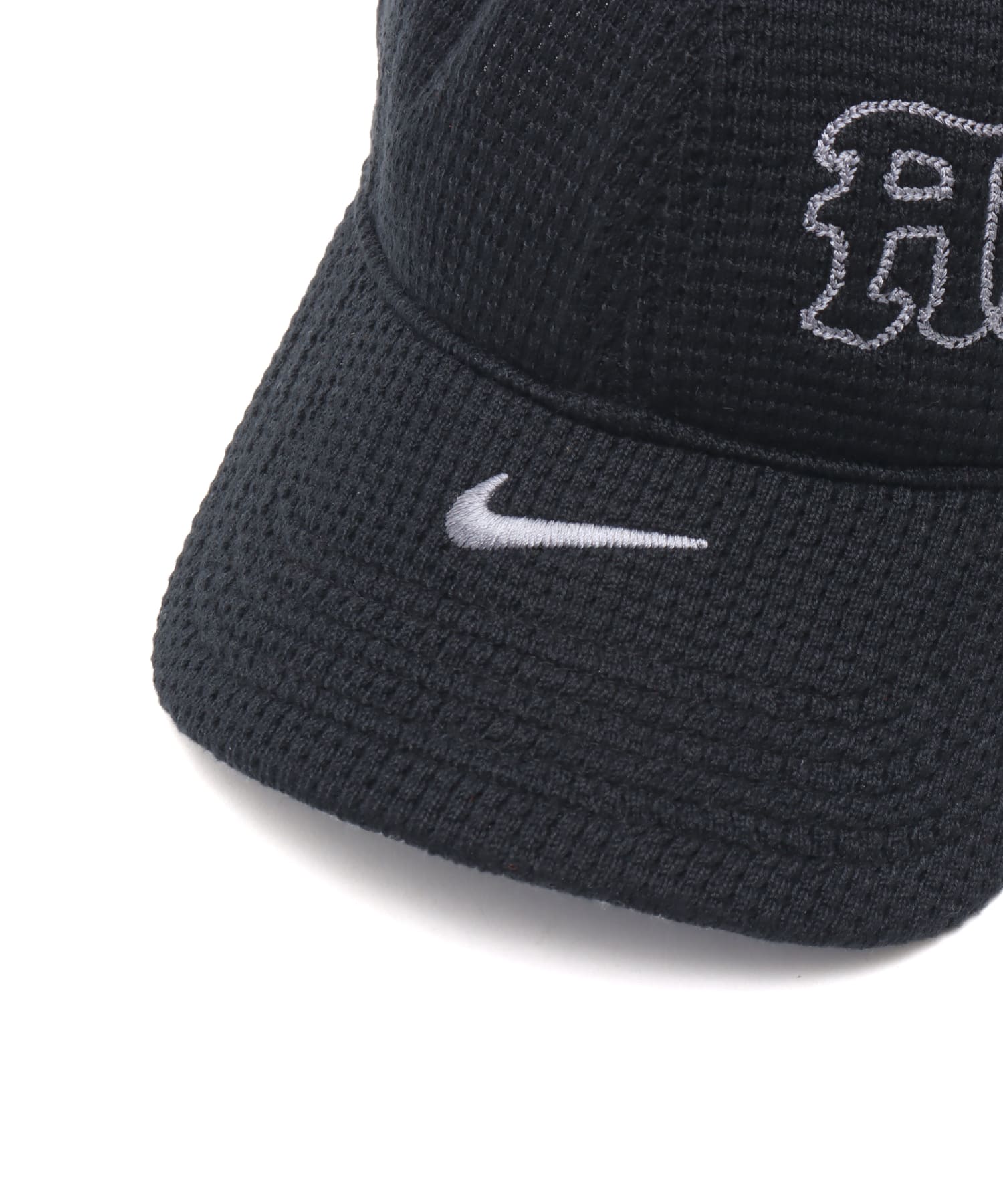 NIKE U NK CLUB CAP U CB FTBL LATAM BLACK/BARELY VOLTの画像