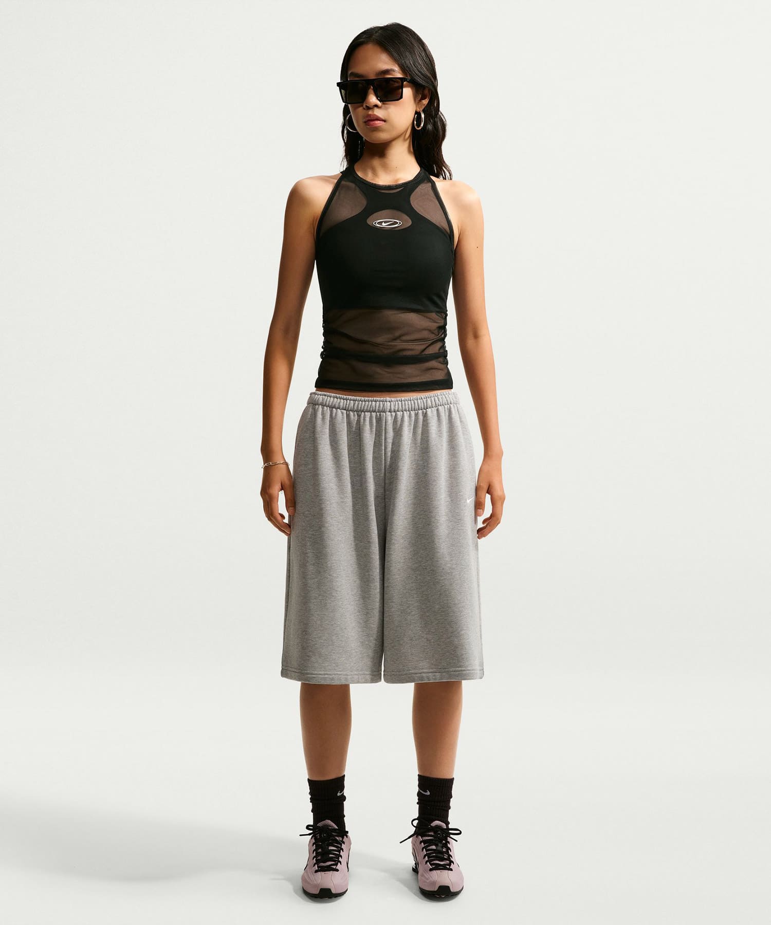 NIKE AS W NK STREET GFX SHEER TANK BLACKの画像