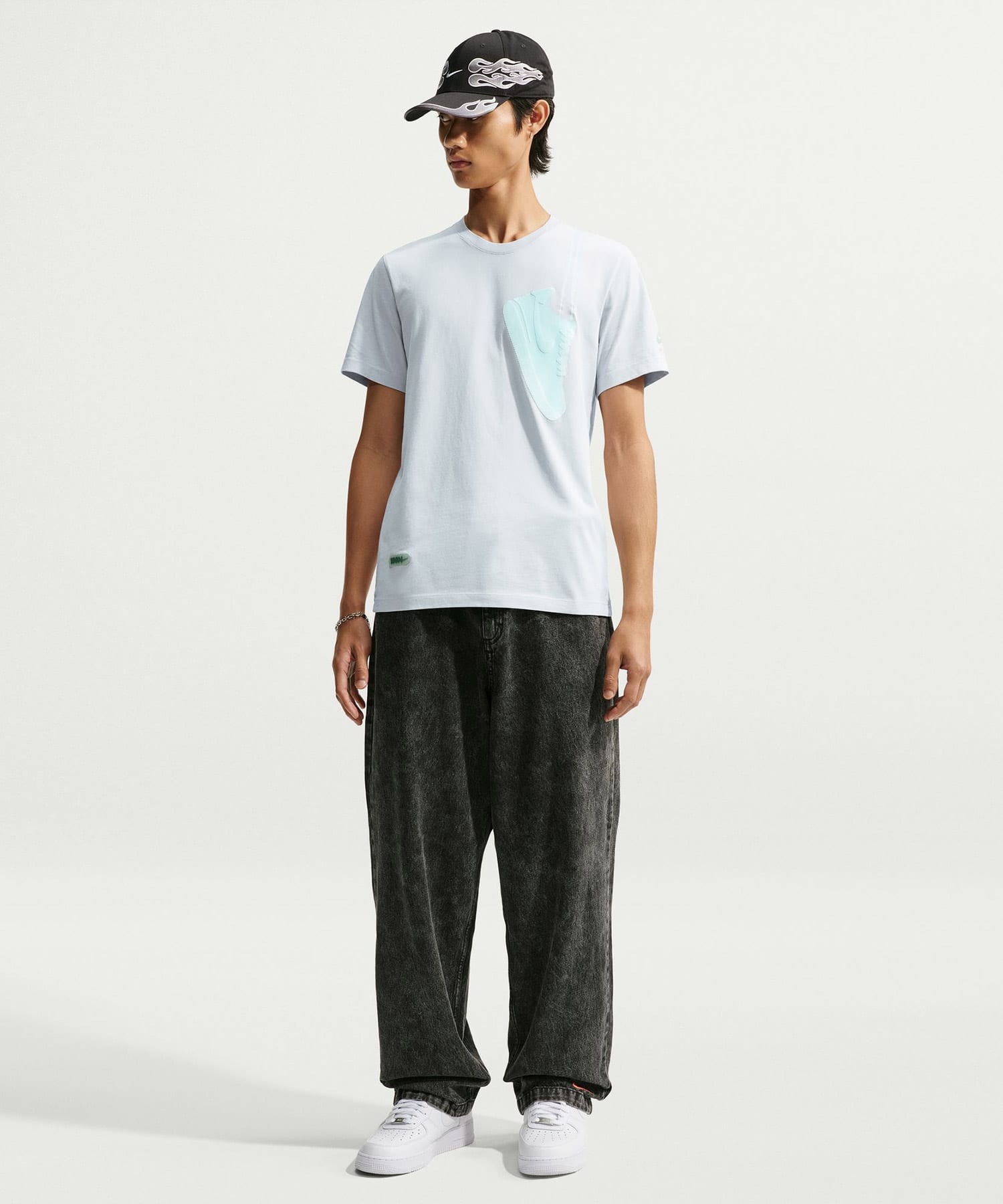NIKE AS M NSW TEE WASH FMRN GRAYの画像