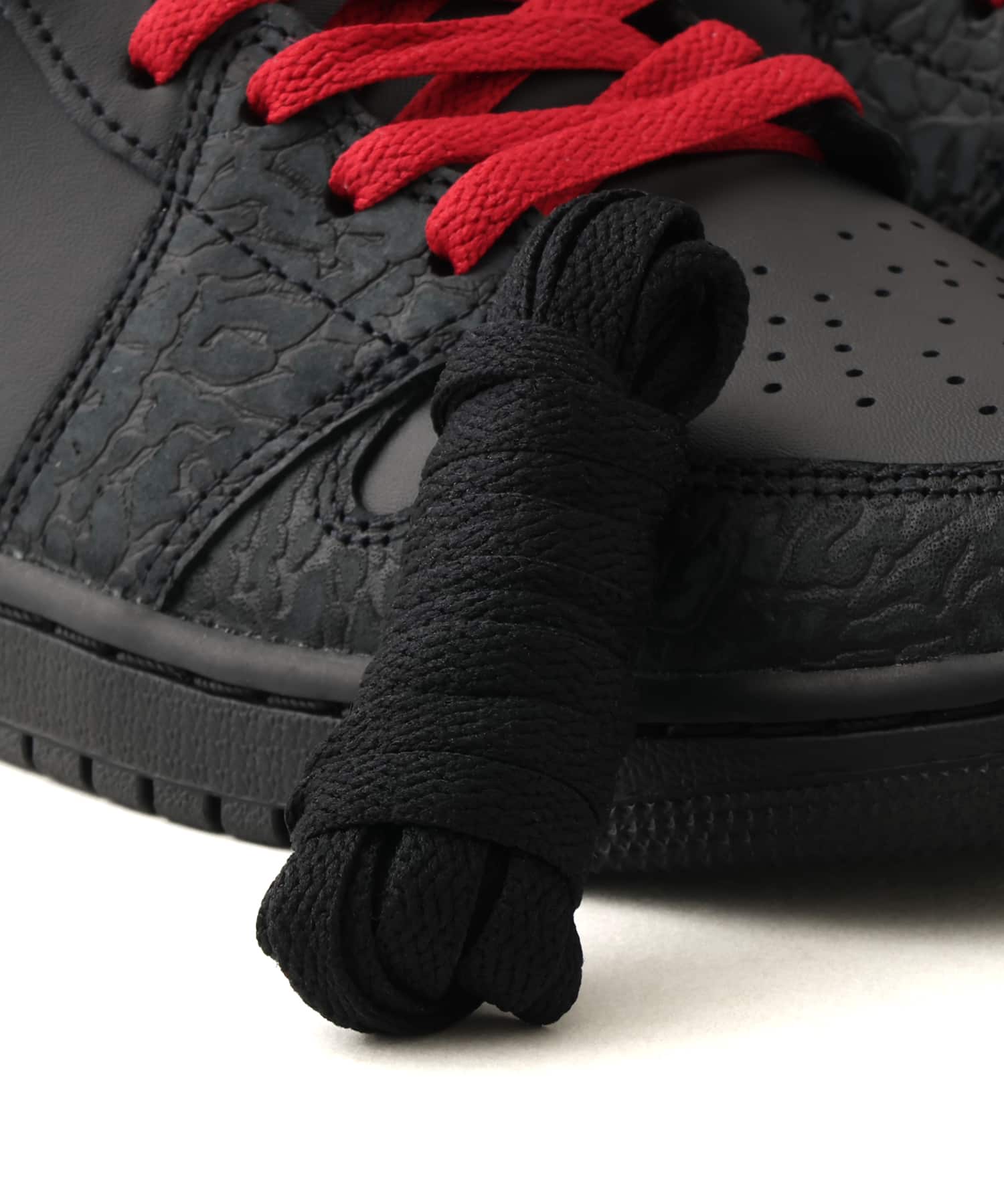 JORDAN BRAND AIR JORDAN 1 MID SE BLACK/TOUGH RED-BLACKの画像