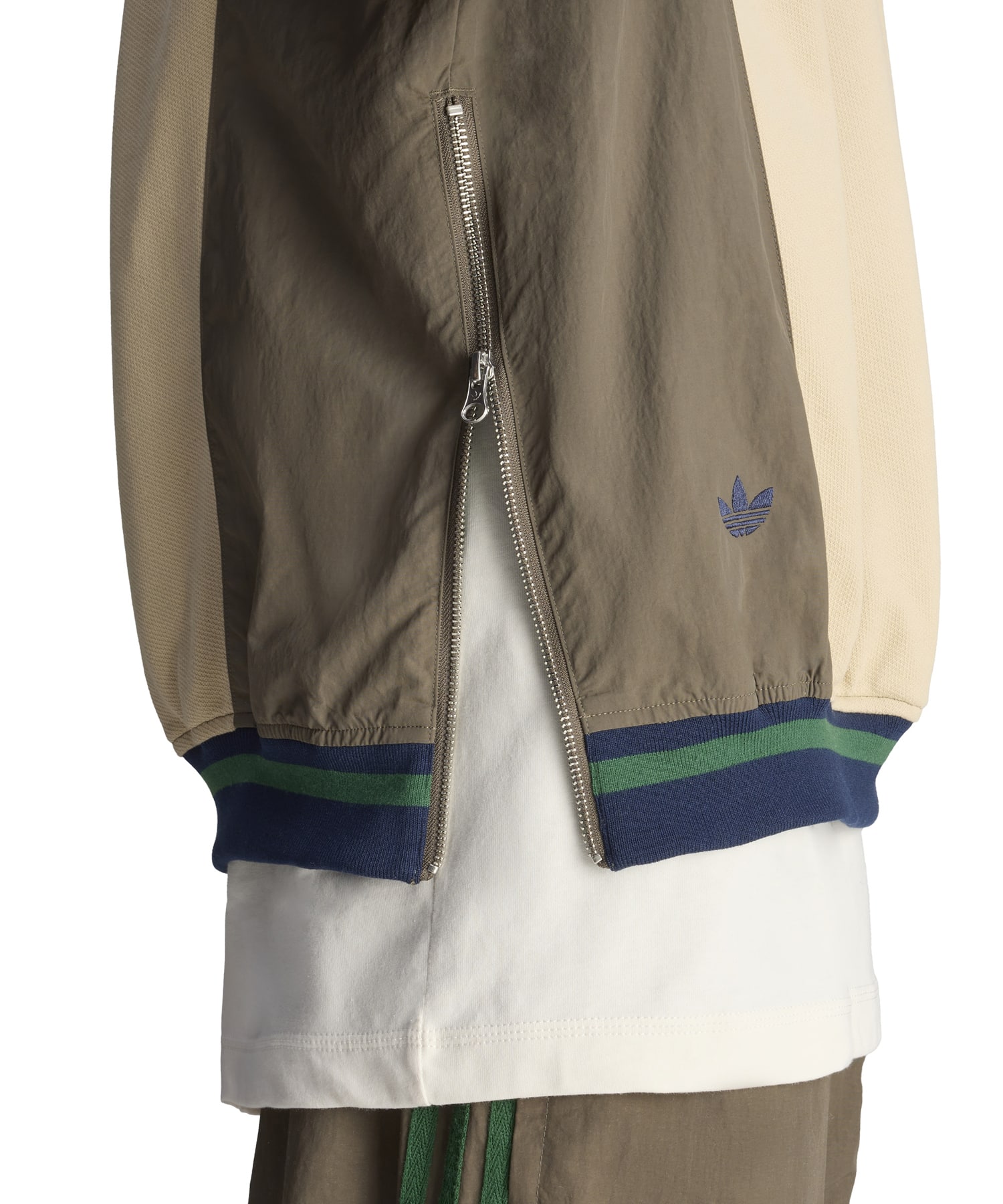 adidas BRAIN DEAD CREW ブランチの画像