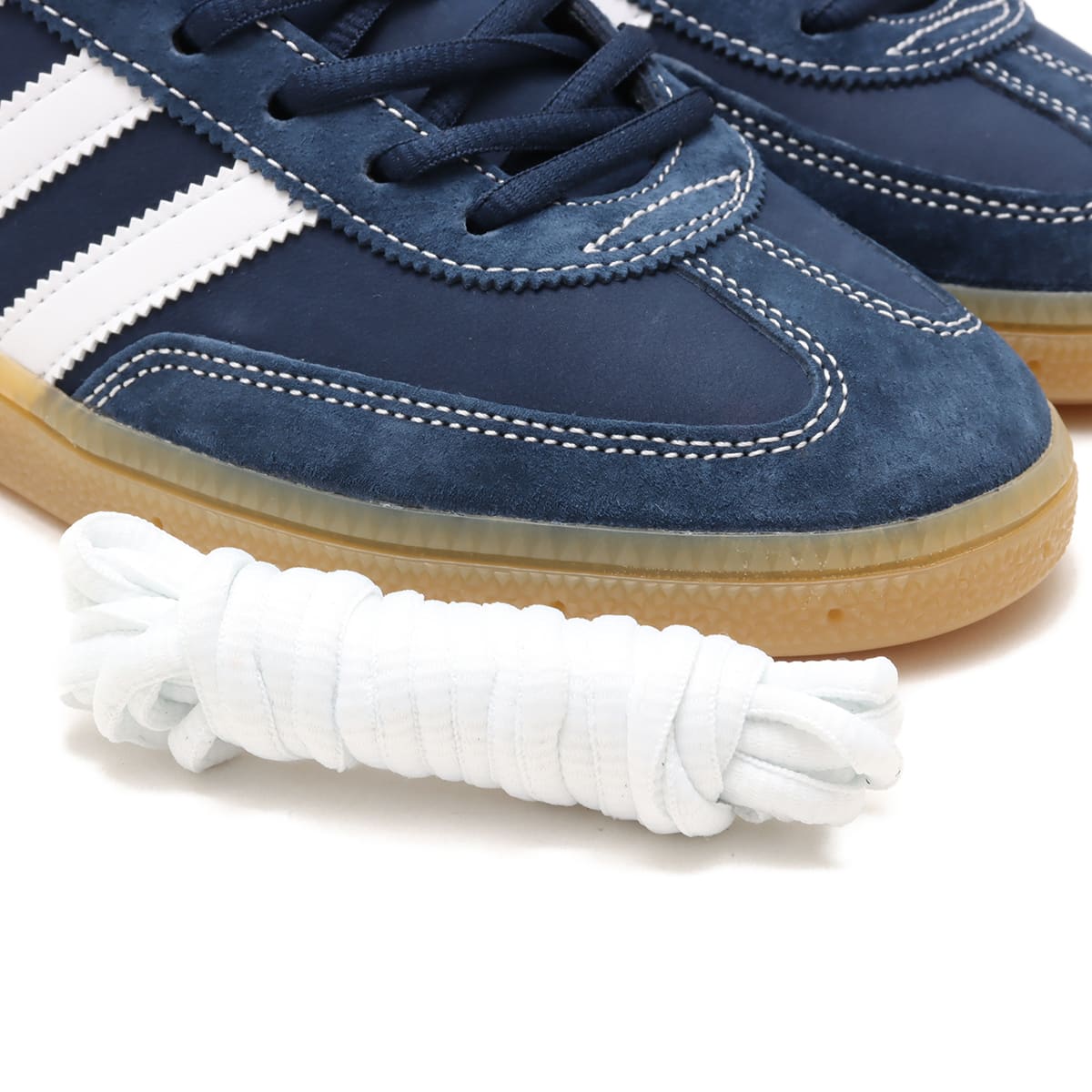 adidas HANDBALL SPEZIAL SPORTY & RICH NIGHT INDIGO/FOOT WEAR WHITE/GUMの画像