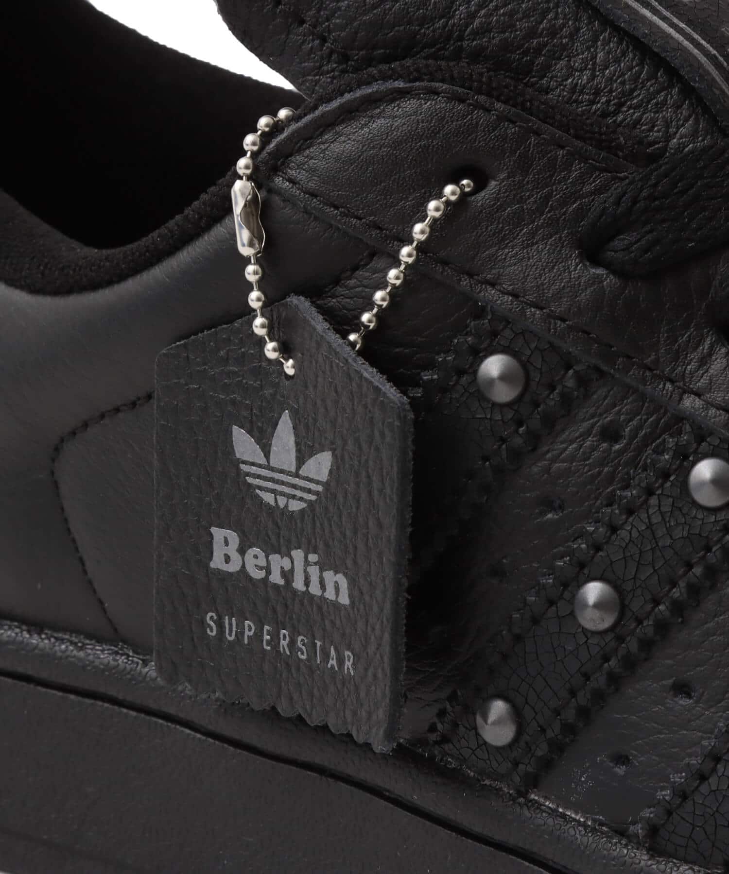 adidas SUPERSTAR II BERLIN CBLACK/CARBON/IRONMTの画像