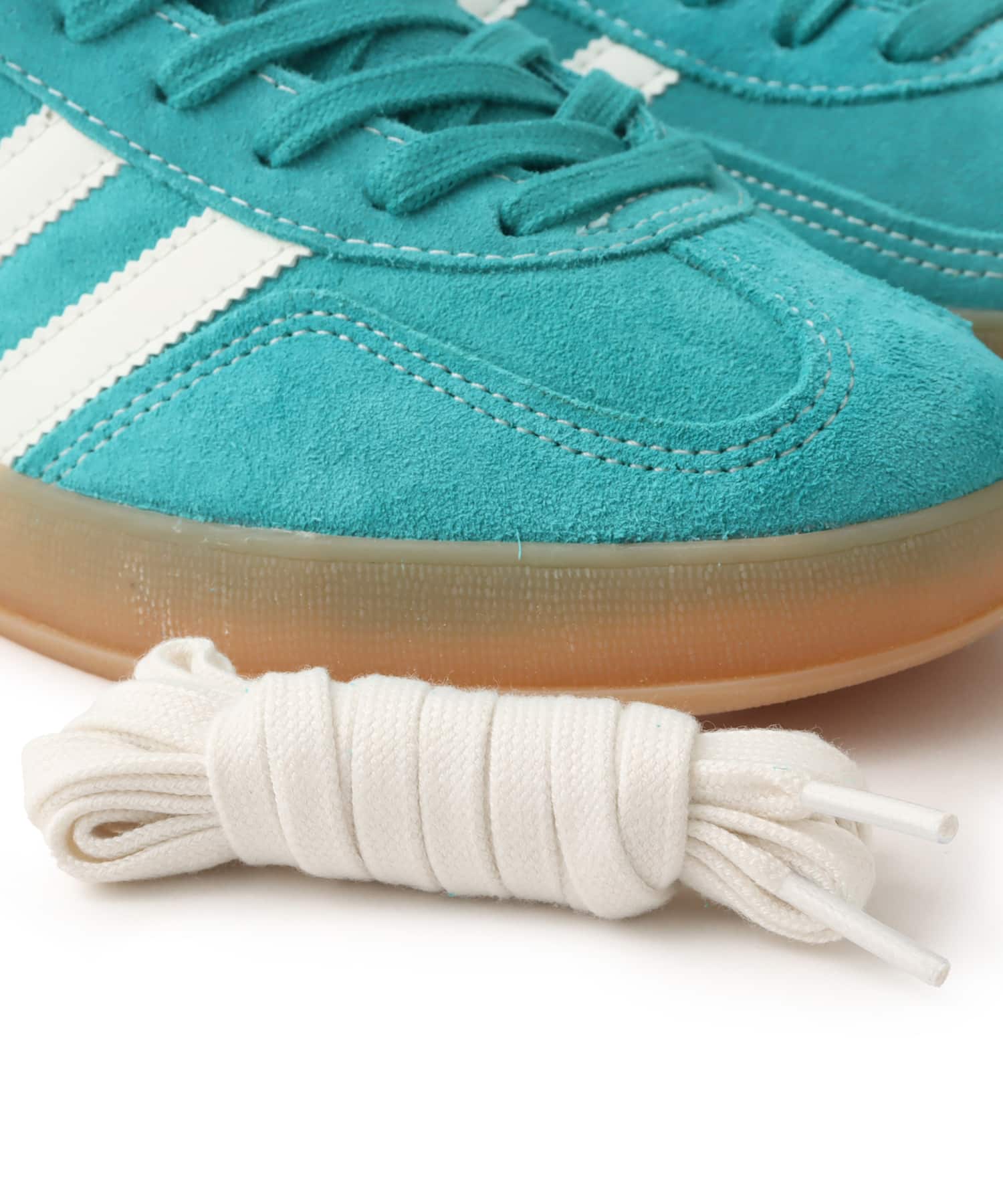 adidas GAZELLE INDOOR PURTEA/OWHITE/GOLDMTの画像