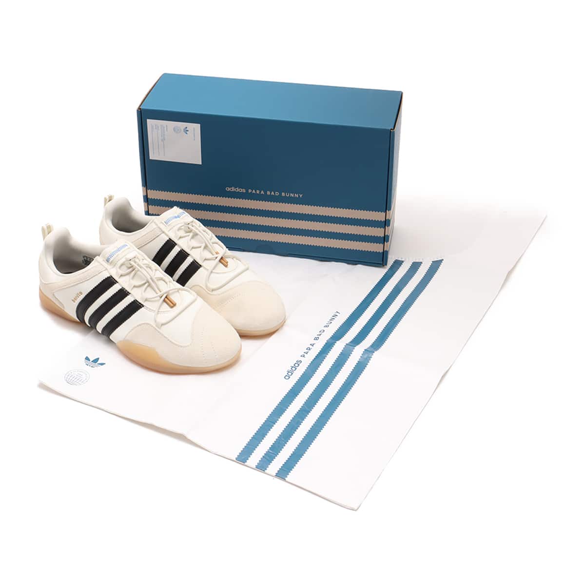 adidas BAD BUNNY BALLERINA OFF WHITE/CORE BLACK/GUMの画像