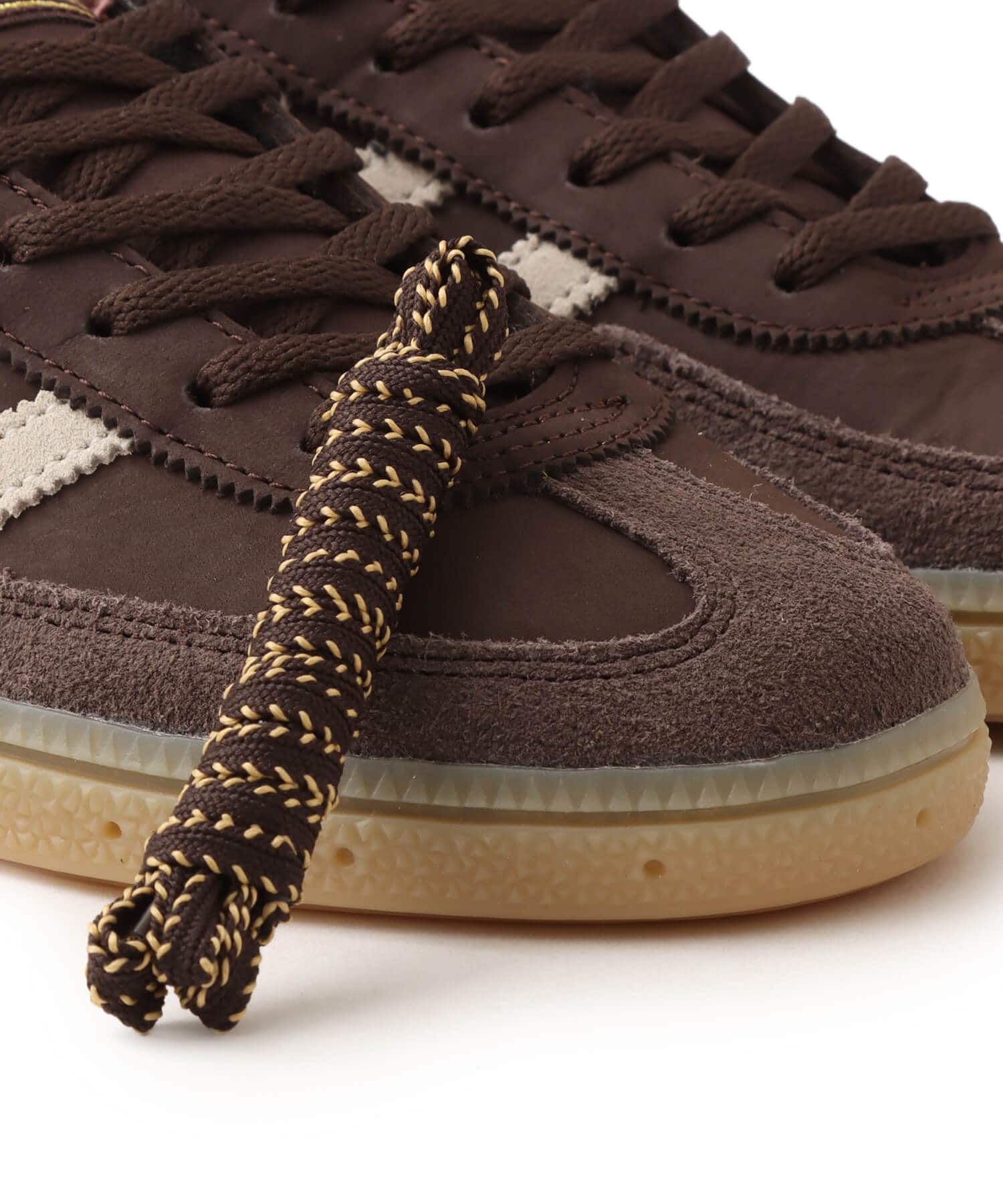 adidas HANDBALL SPEZIAL W DBROWN/ALUMIN/WONMAUの画像