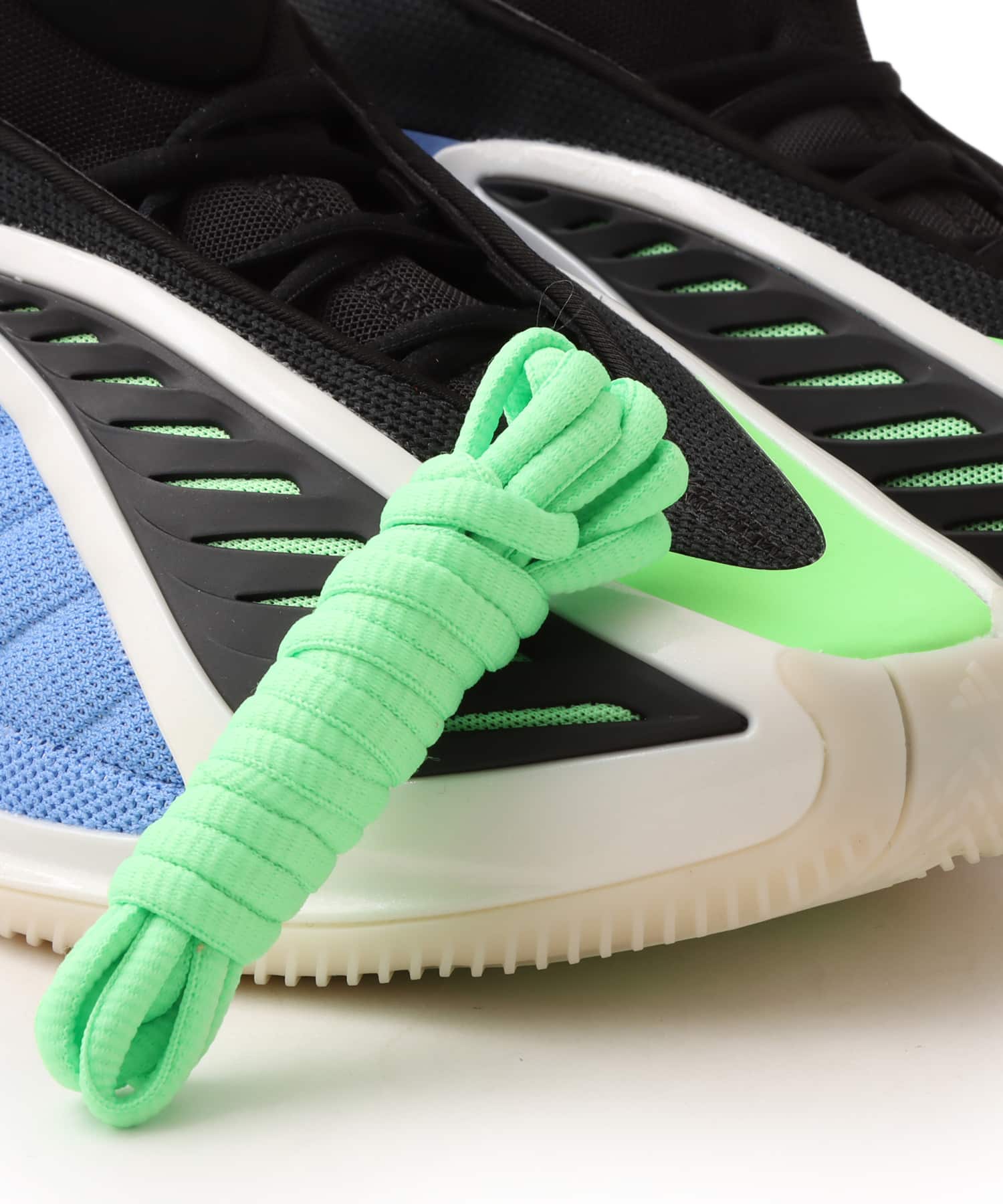 adidas ANTHONY EDWARDS 2 BLUFUS/ZEROMT/LIMBURの画像