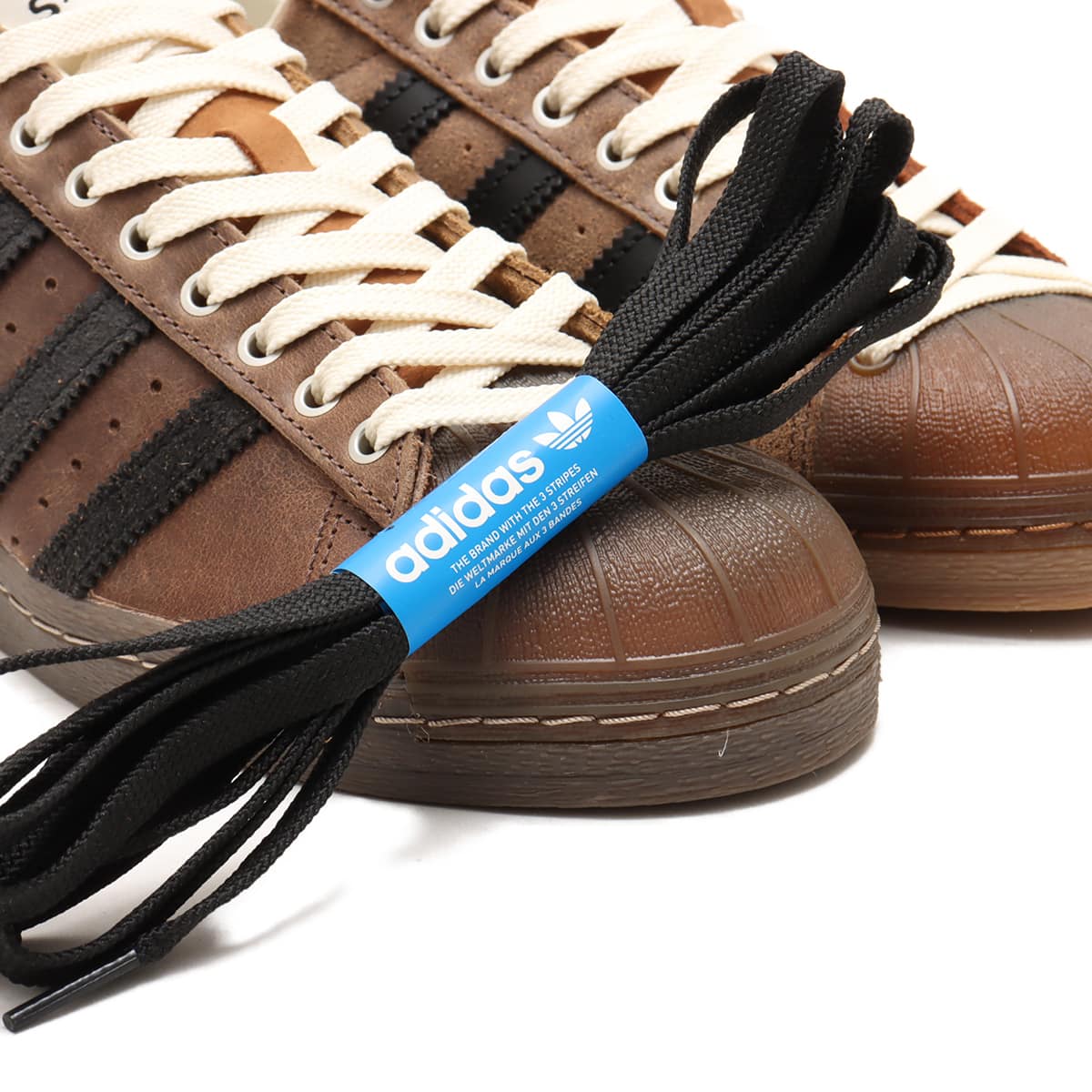 adidas SUPERSTAR 82 SFTM SUPPLIER COLOR/CORE BLACK/CREAM