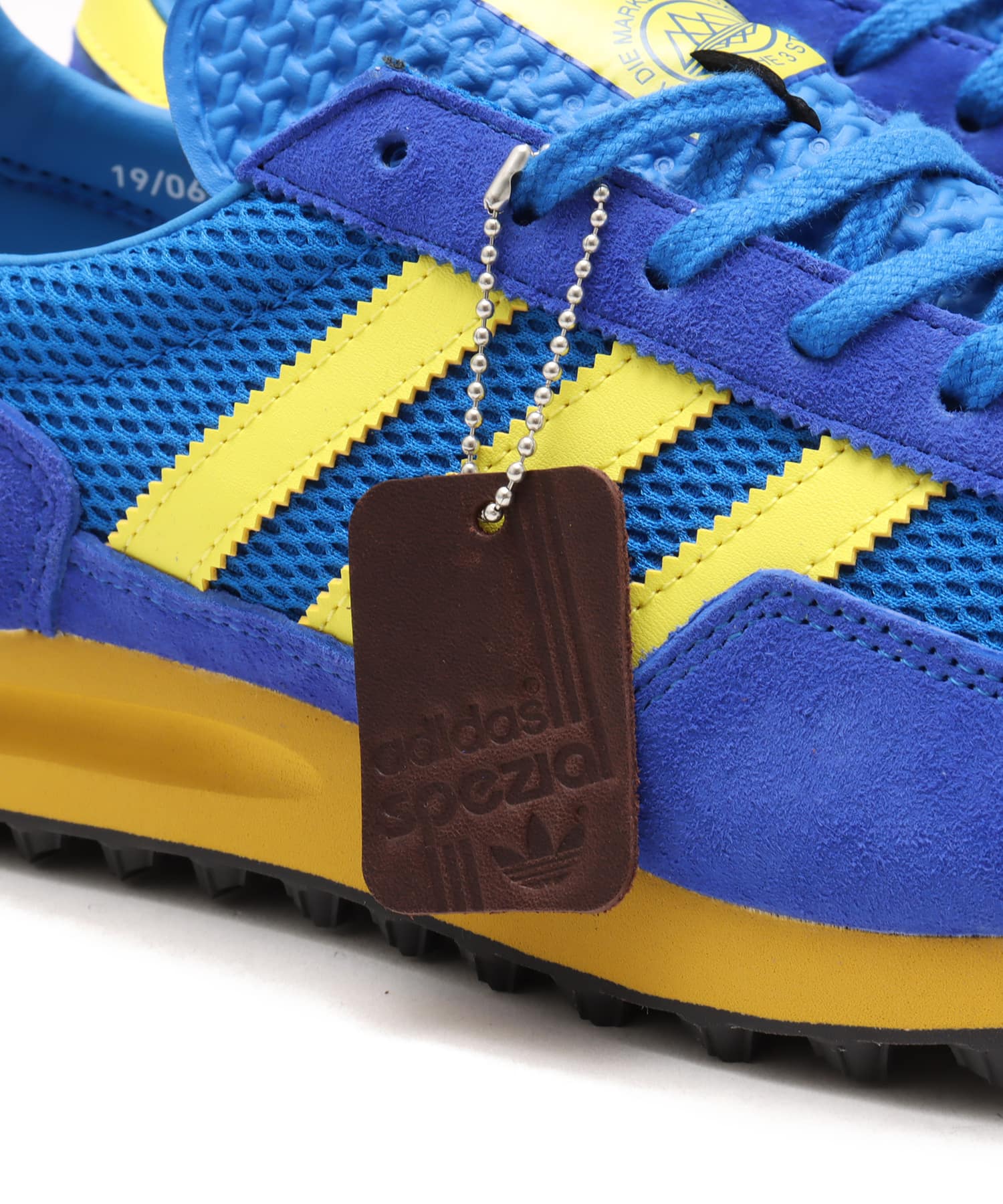 adidas TRX MESH SPZL HIRES BLUE/SHOCK YELLOW/GLORY BLUEの画像