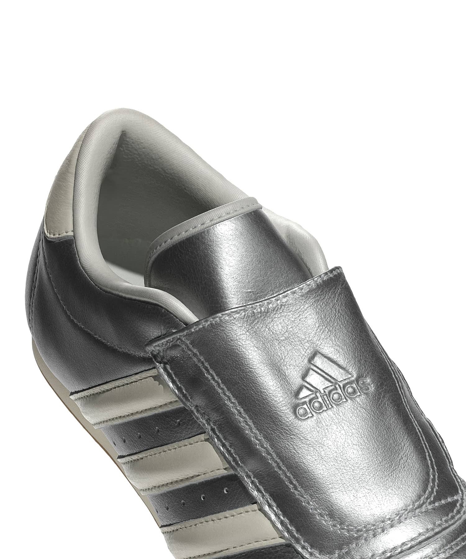 adidas TAEKWONDO W SILVMT/OWHITE/GUM3の画像