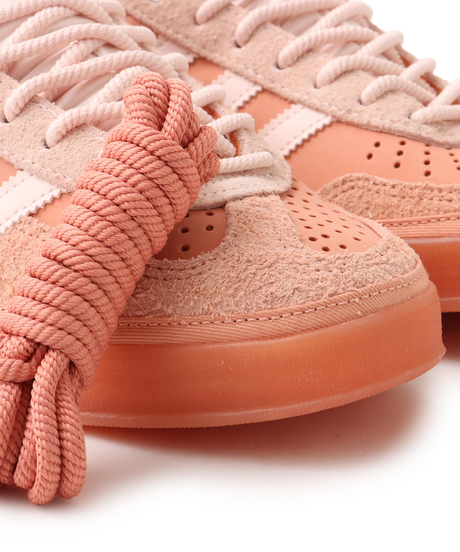 adidas BAD BUNNY GAZELLE CABO ROJO WONCLA/WONQUA/ASHPNKの画像
