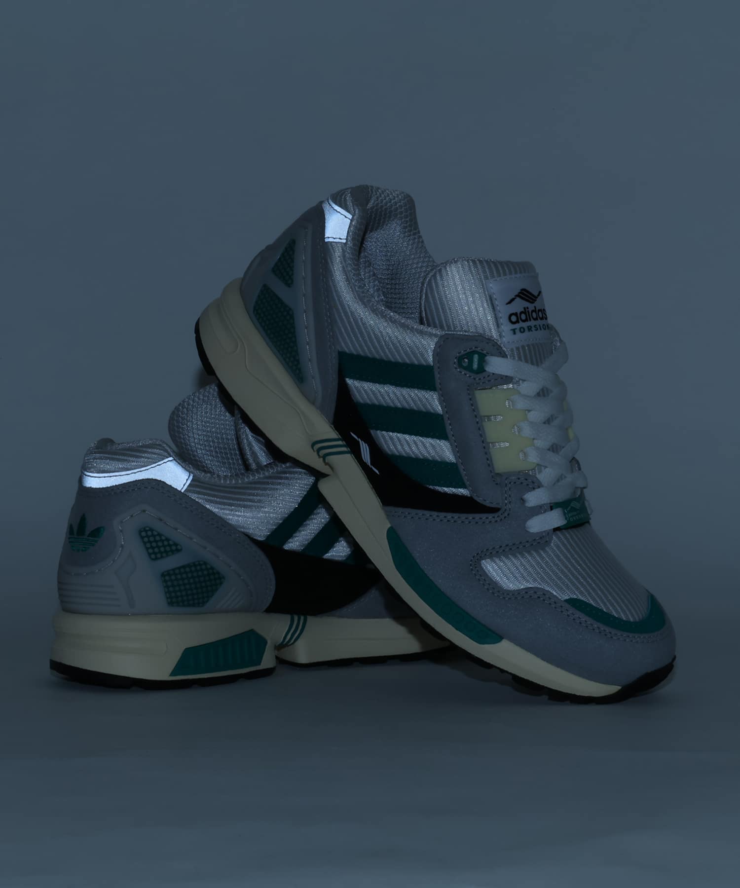 adidas ZX8000 OVERKILL MIS FTWWHT/ONIX/EQTGRNの画像