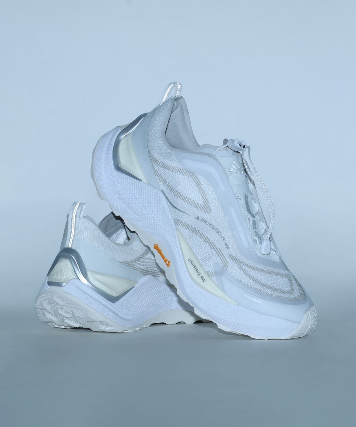 adidas HOLO PEAK FTWWHT/GRETWO/SILVMTの画像