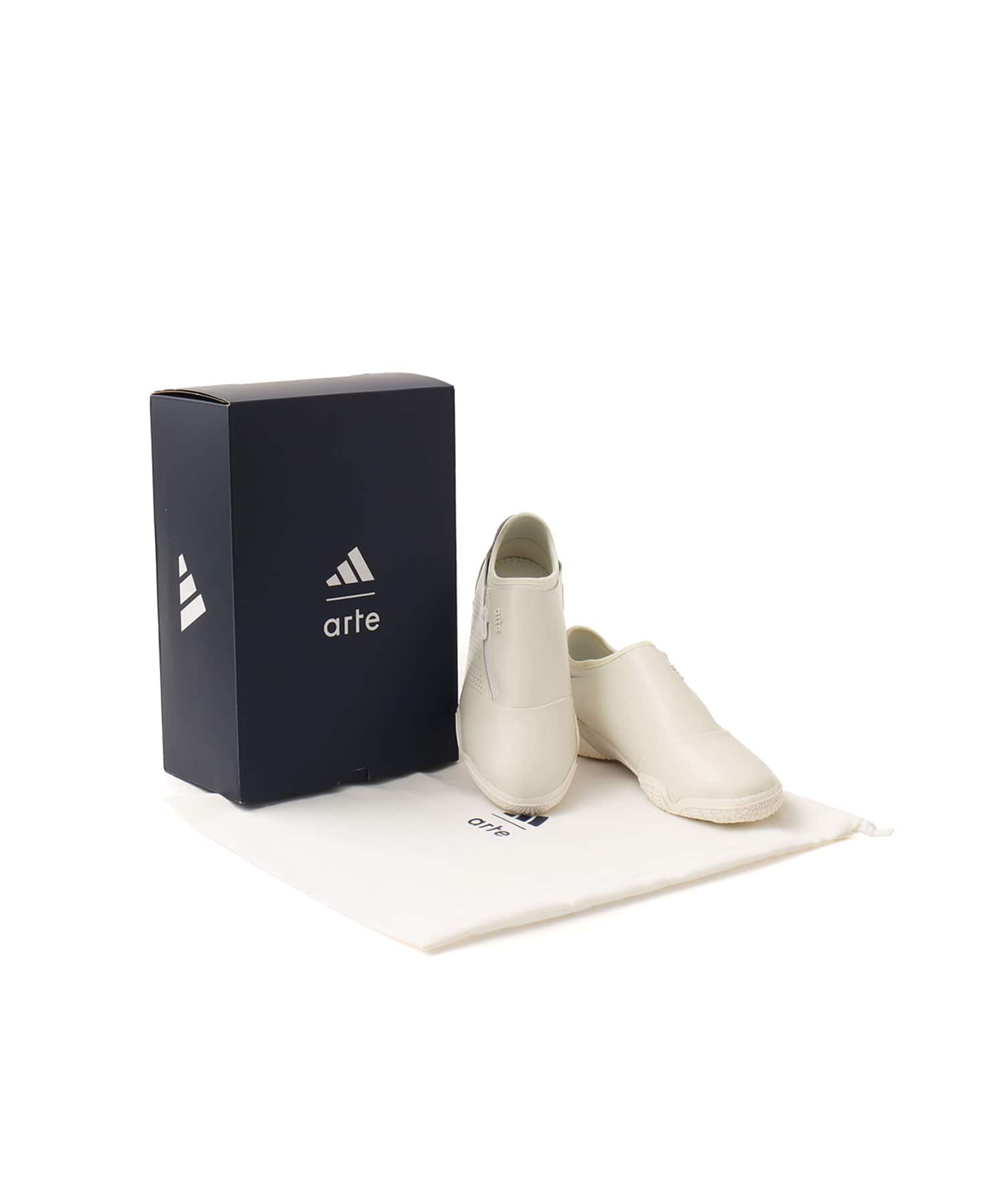 adidas ARTE ANTWERP TRIVELA OWHITE/OWHITE/OWHITEの画像