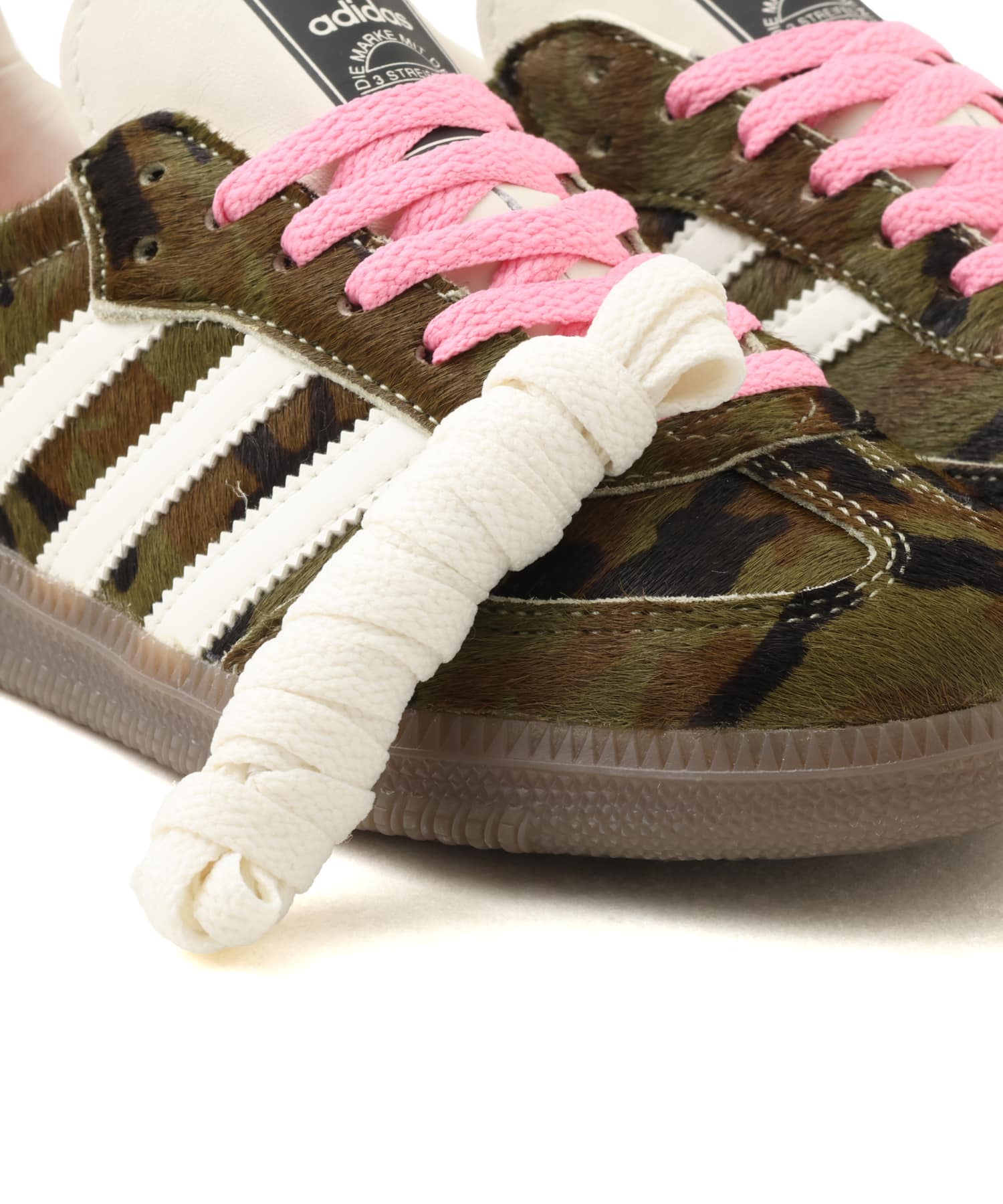 adidas SAMBA OG W SUPCOL/OWHITE/BLIPNKの画像