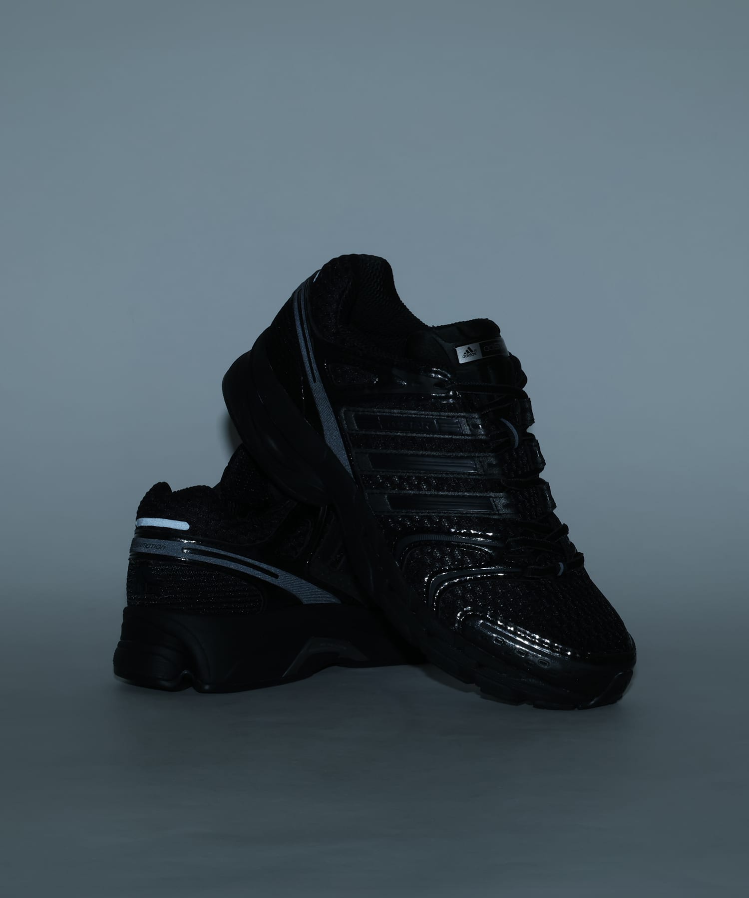 adidas ADISTAR CONTROL 5 CBLACK/GRESIX/IRONMTの画像