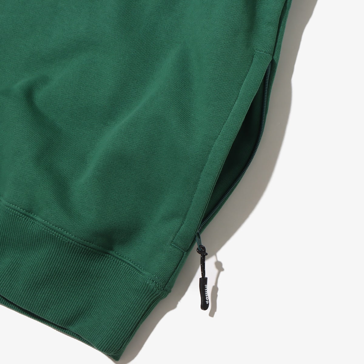 atmos Signature logo Crew Neck GREENの画像