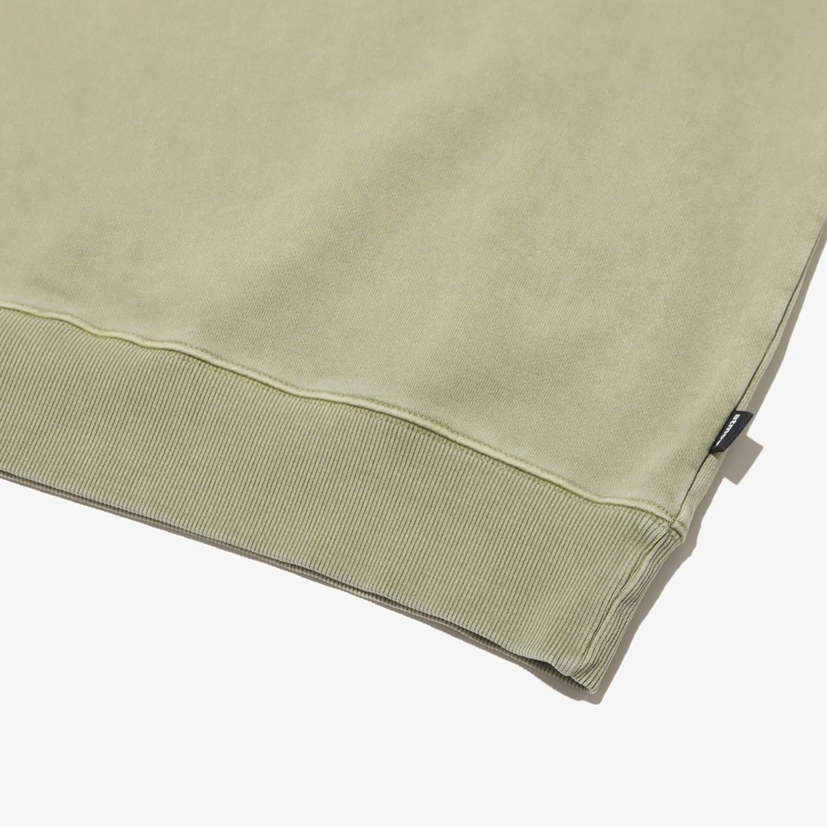 atmos Pigment Dyed Crewneck Sweatshirt KHAKIの画像