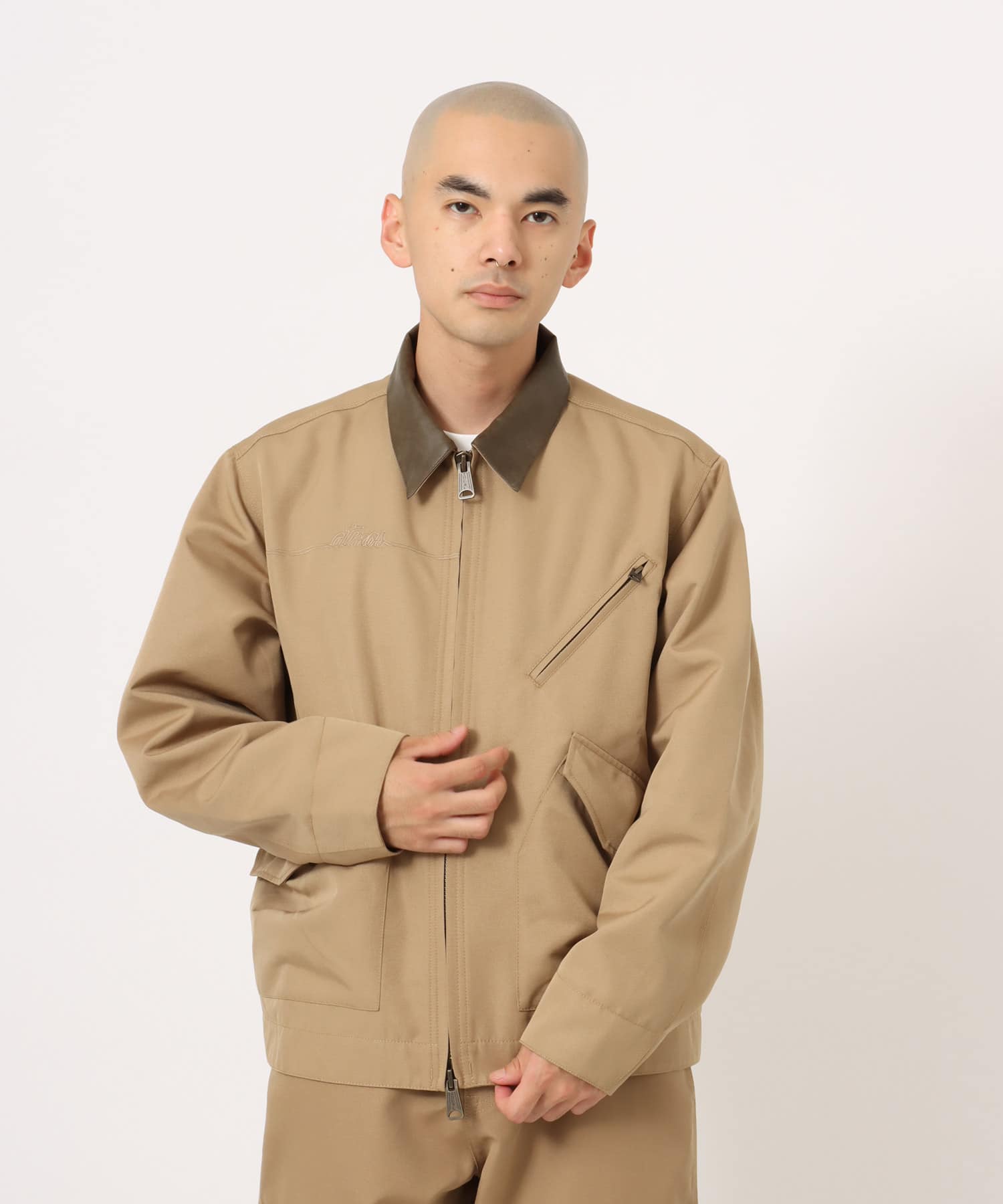 atmos OX Work Jacket BEIGEの画像