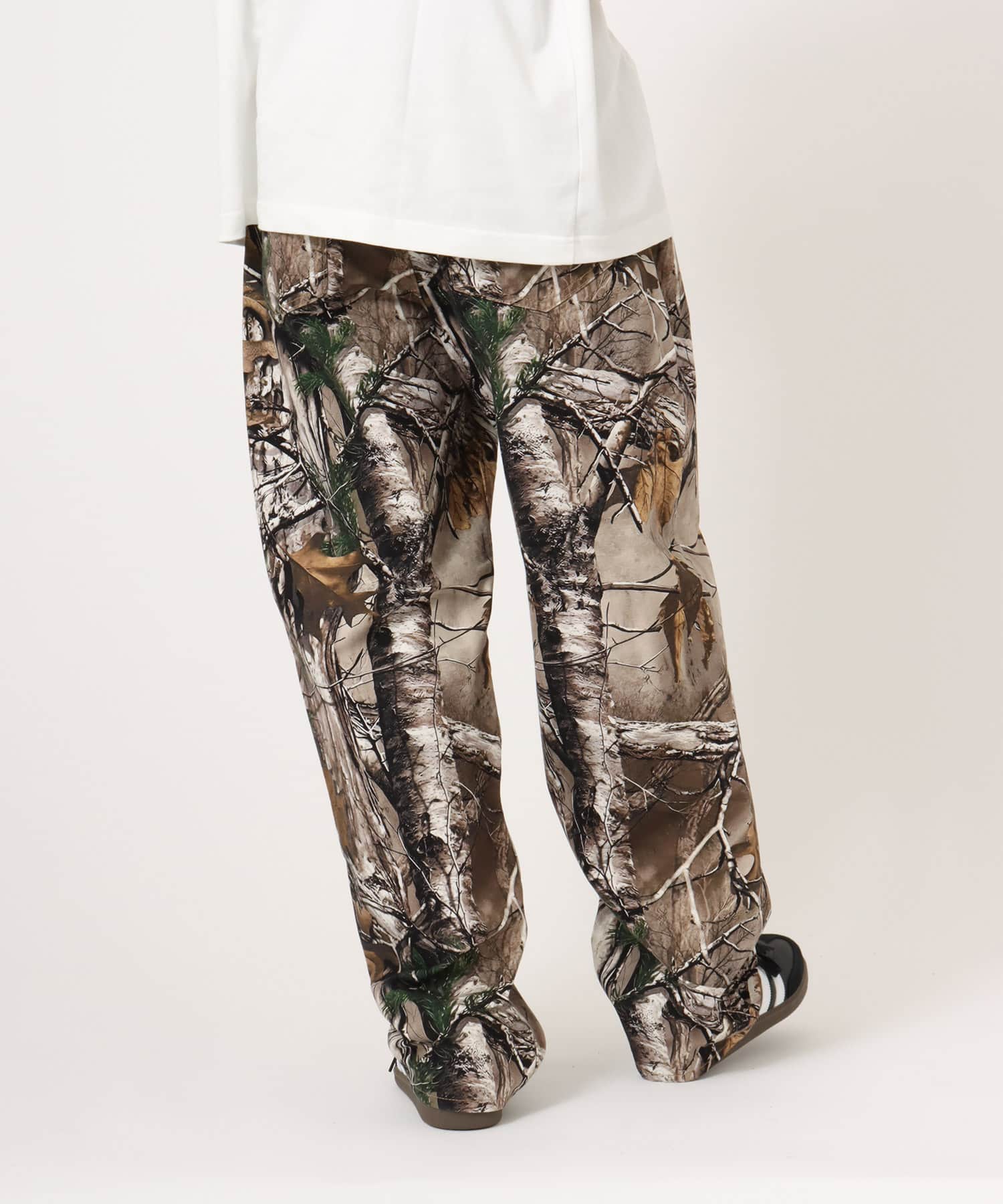 atmos Tree Camo Pattern Baggy Pants BEIGE CAMOUFLAGEの画像