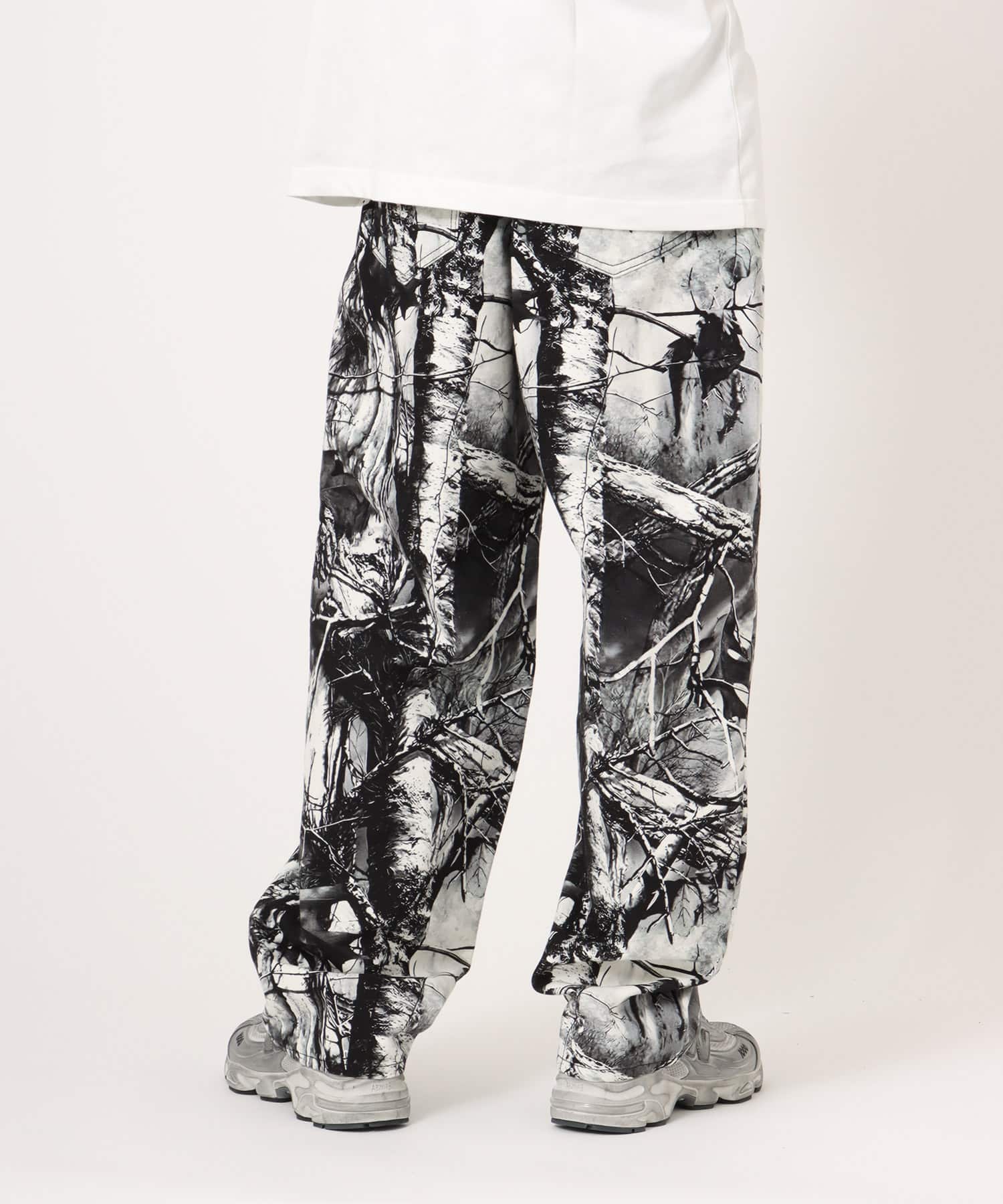 atmos Tree Camo Pattern Baggy Pants BLACK CAMOUFLAGEの画像