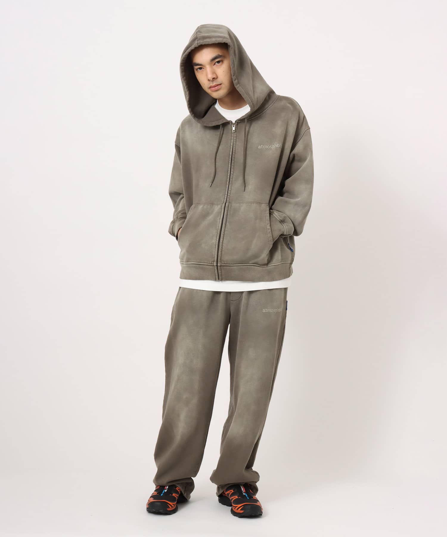 atmos Fade Color Zip-up Hooded Sweatshirt BEIGEの画像
